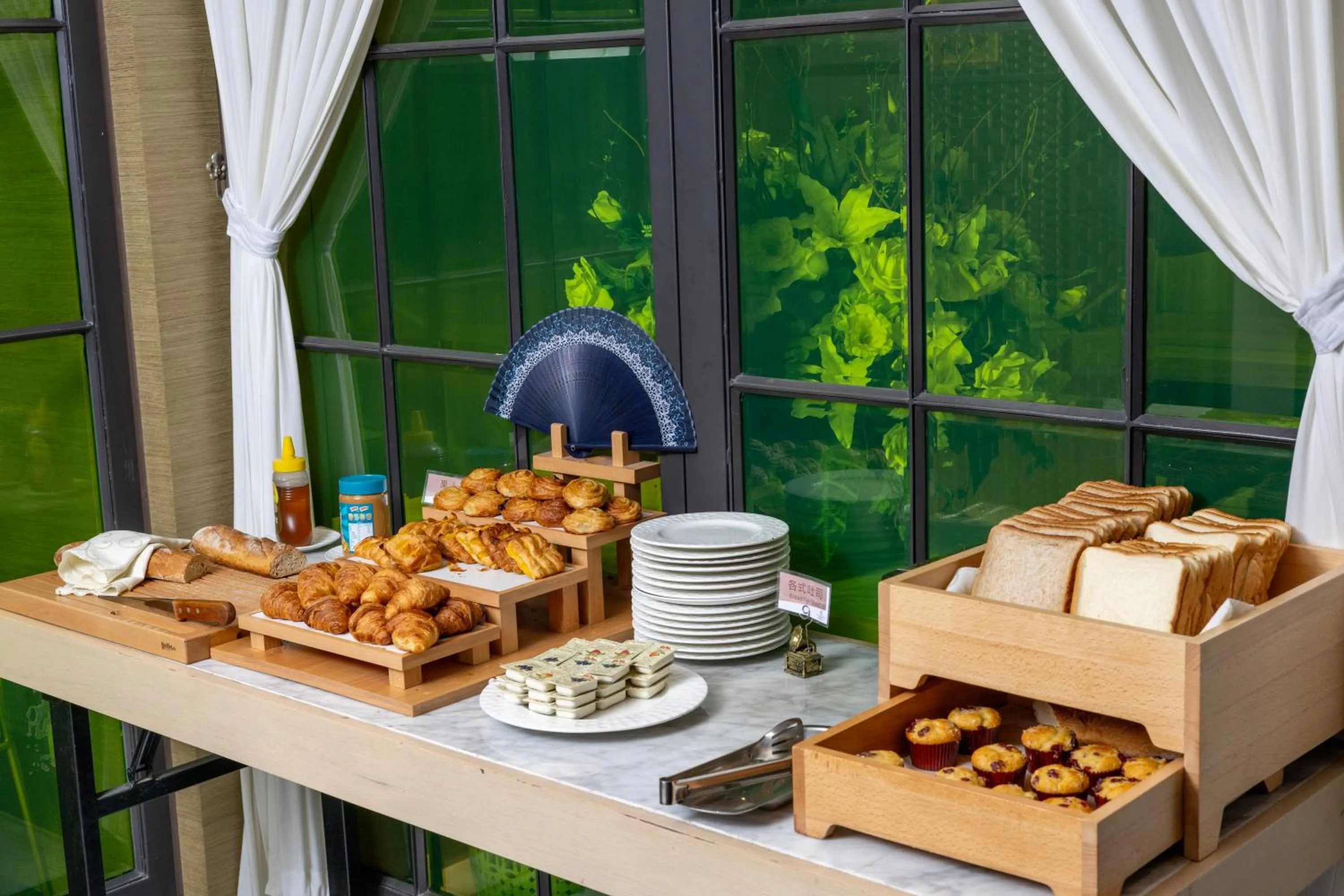 Food in Metropolo Dahua Hotel Shanghai