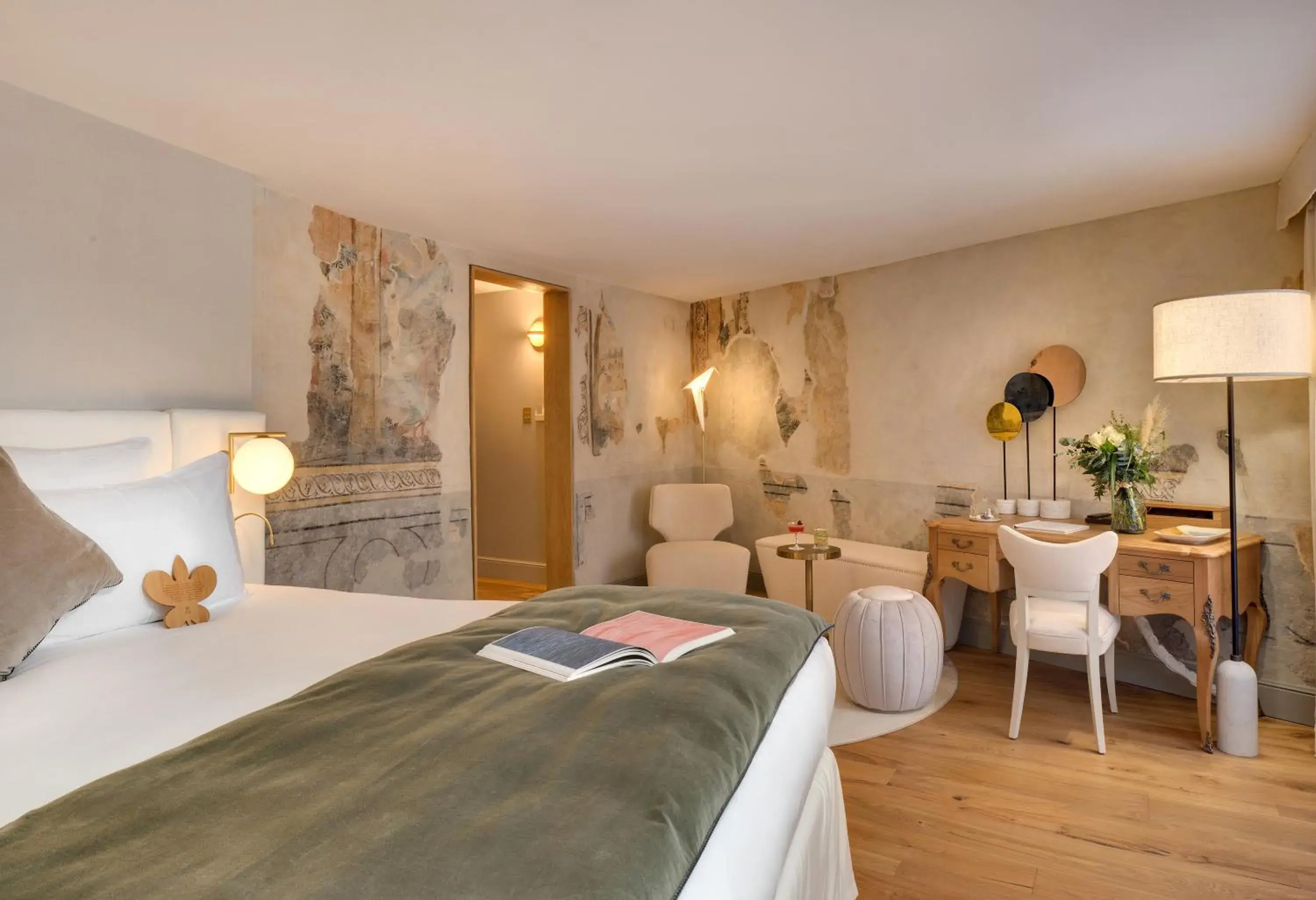 Superior Double Room in Hôtel Richer De Belleval - Relais & Châteaux Superior Double Room in Hôtel Richer De Belleval - Relais & Châteaux