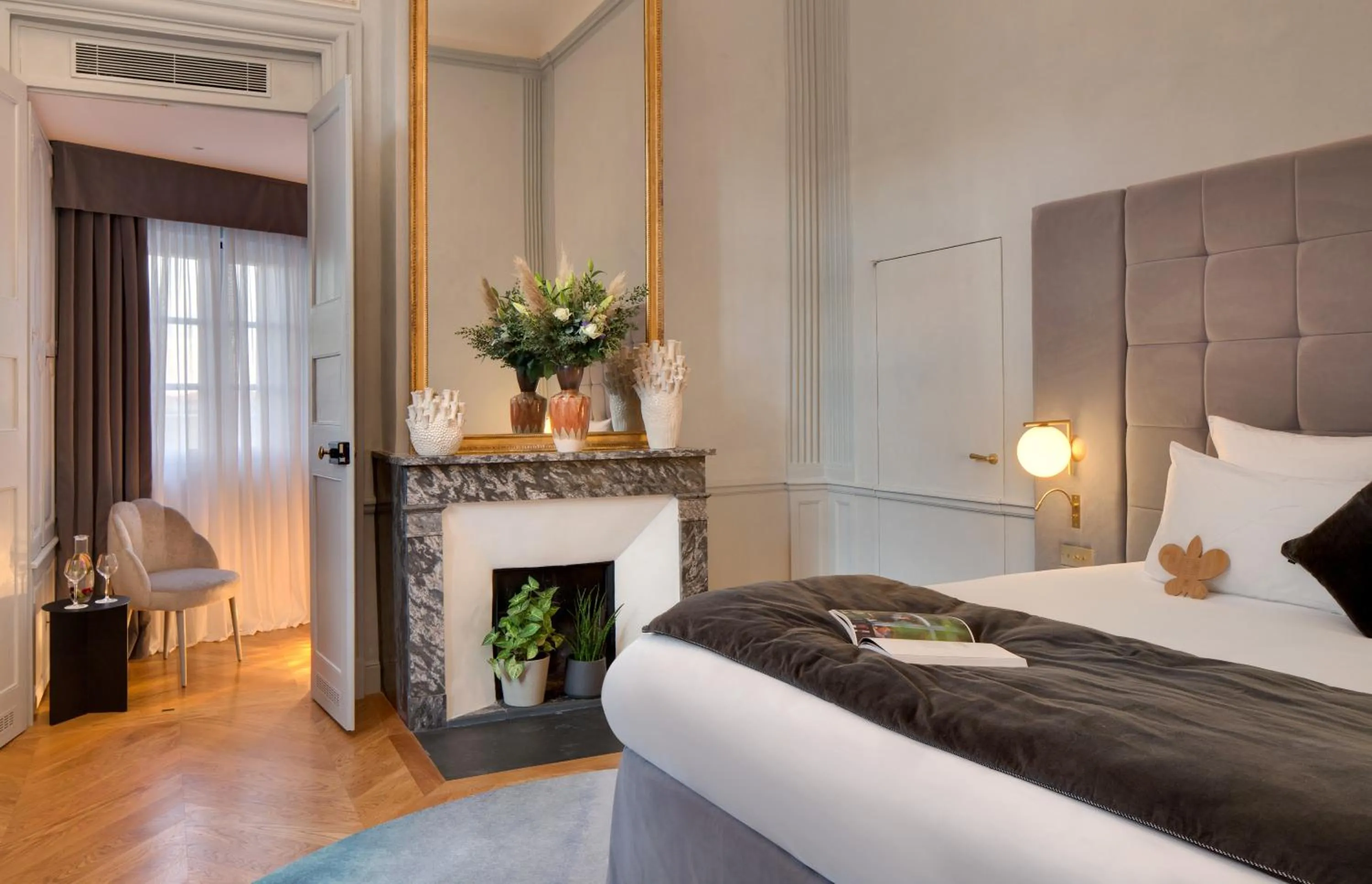 Bedroom, Bed in Hôtel Richer De Belleval - Relais & Châteaux