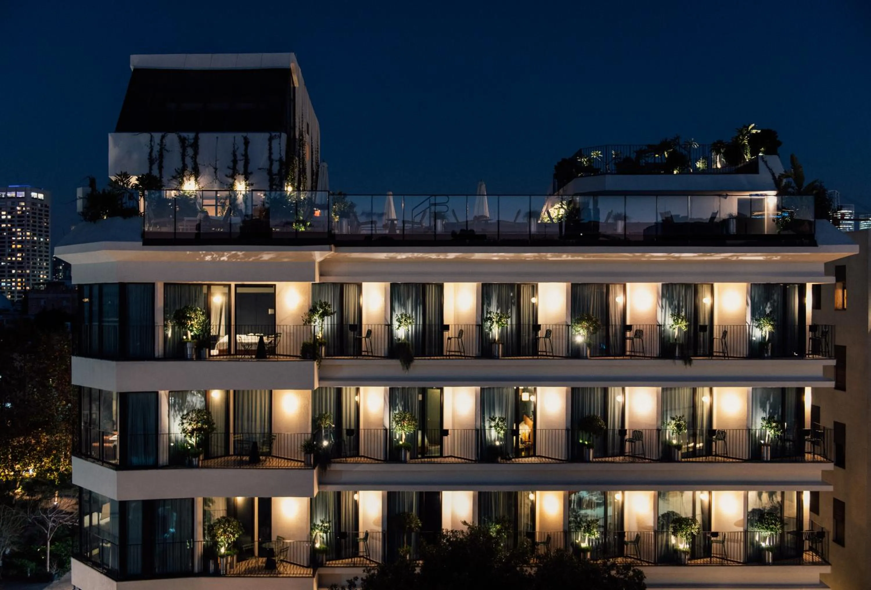 Property building in Mayer House