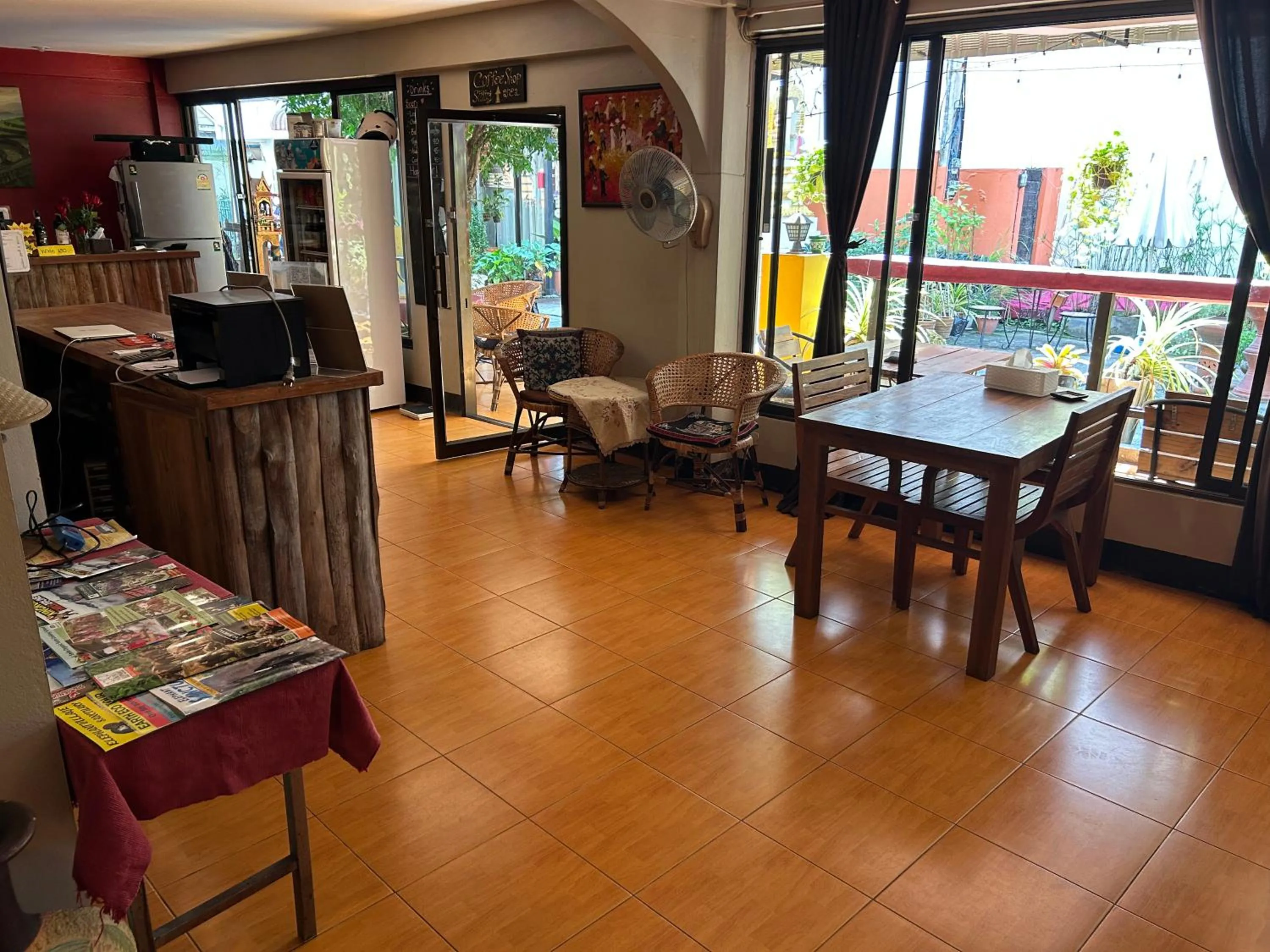 Restaurant/places to eat in Kamala's Boutique Guesthouse