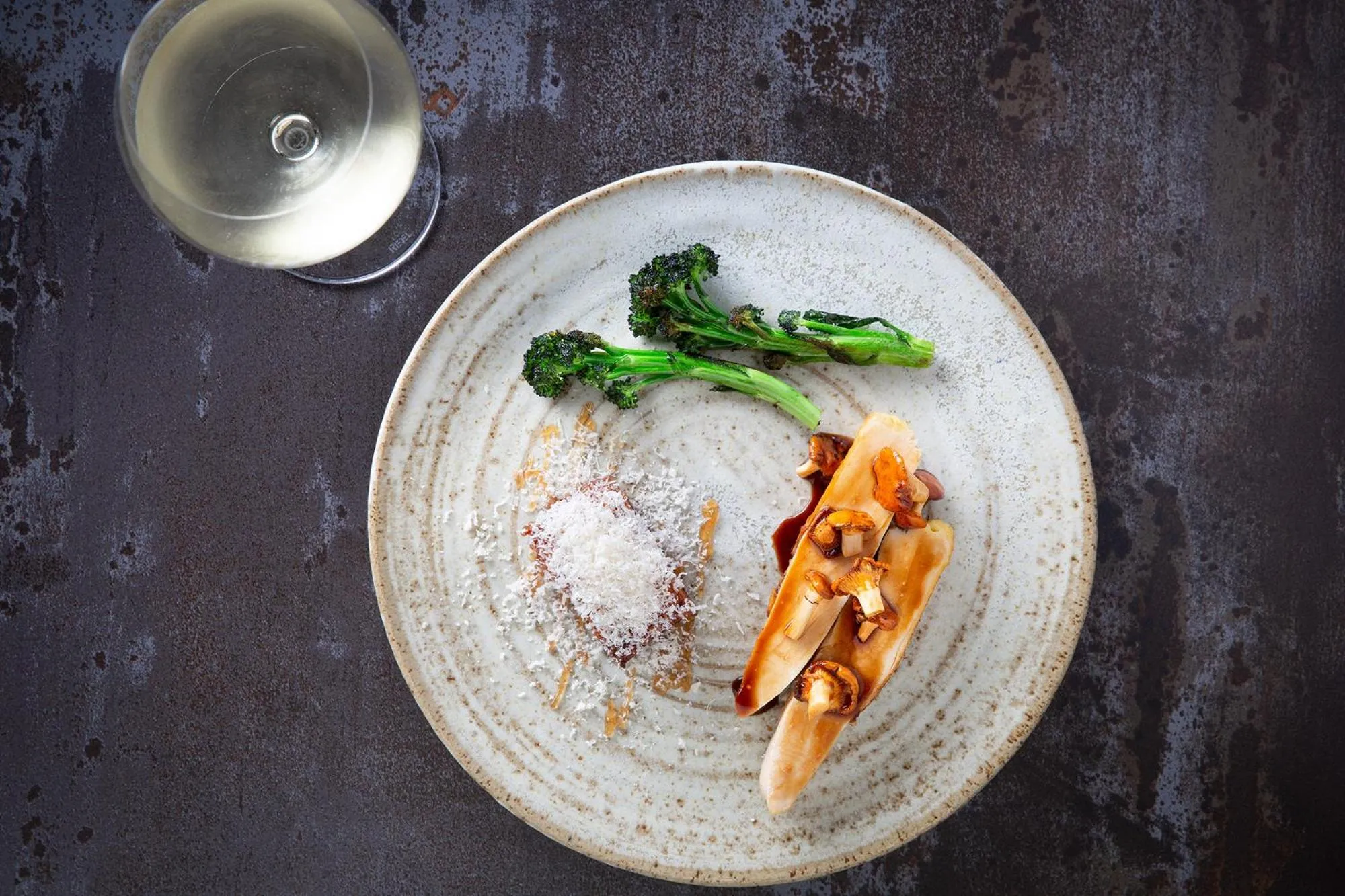 Restaurant/places to eat in Rafters at Riverside House Hotel