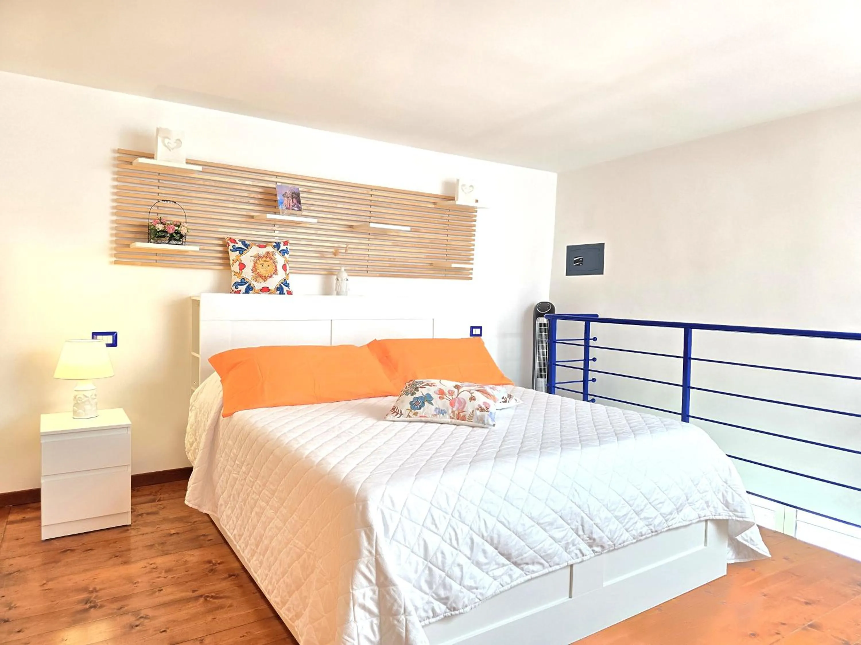 Bed in Starview Apartment - Comfy Apt by the center