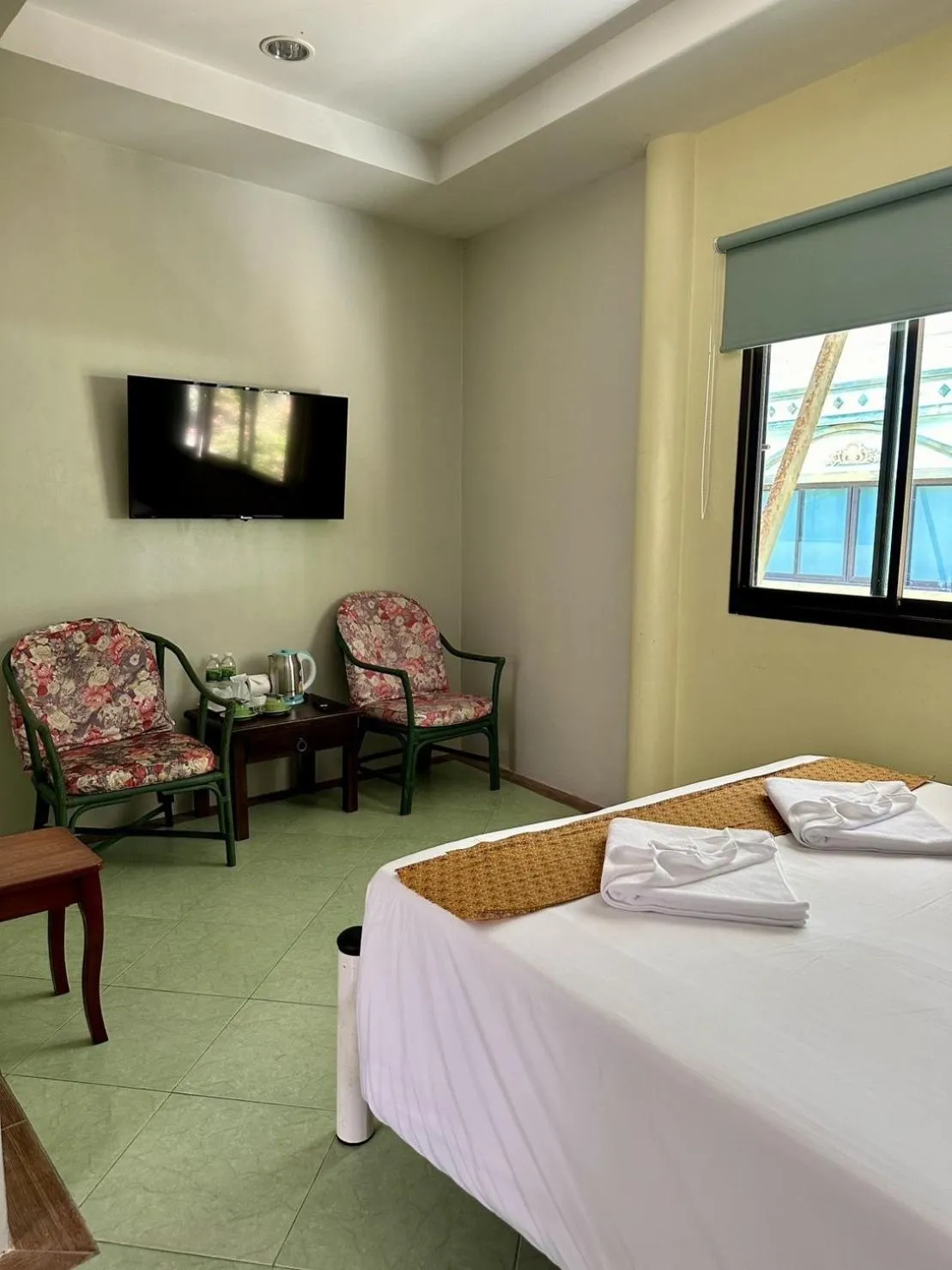 Property building, Bed in Kata Garden Resort SHA Extra Plus