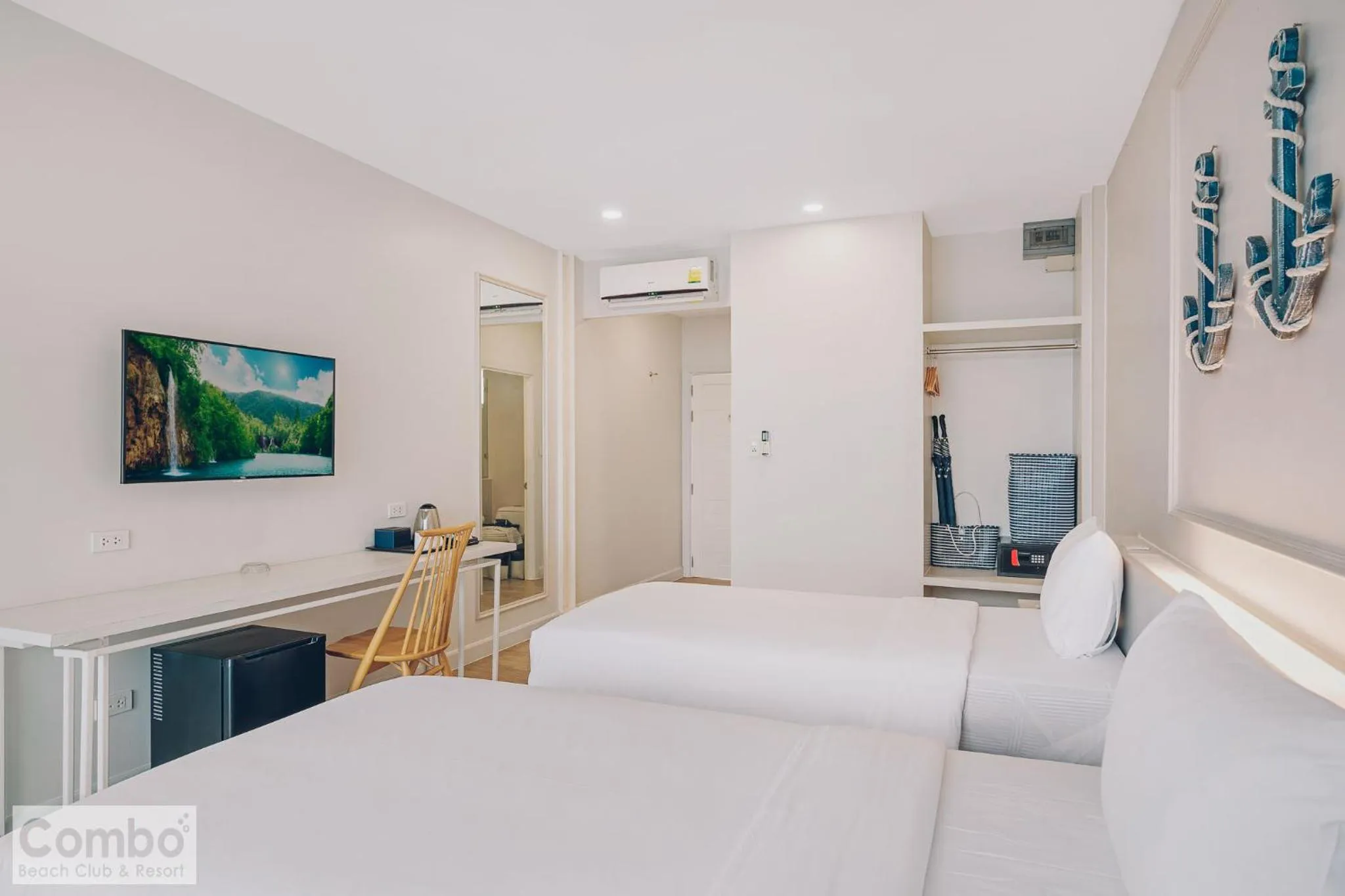 Bedroom in Combo Beach Hotel Samui