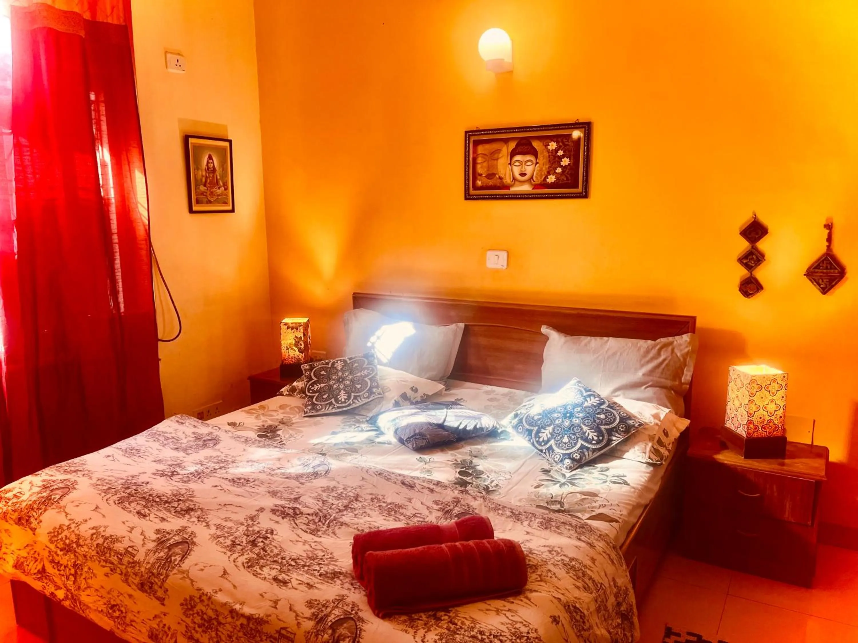 Bed in Ganga Vatika Boutique Hotel, Rishikesh