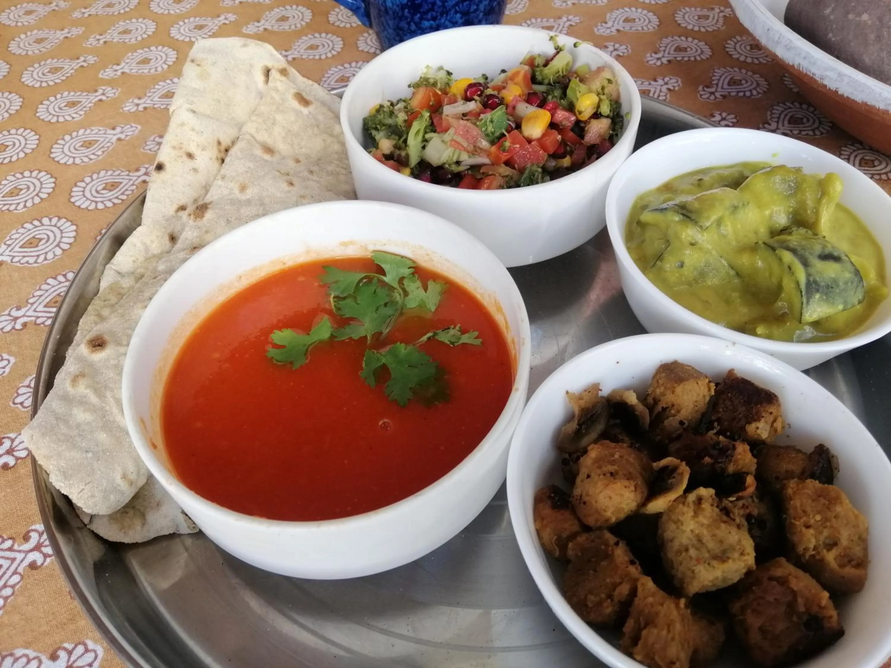 Food and drinks in Ganga Vatika Boutique Hotel, Rishikesh