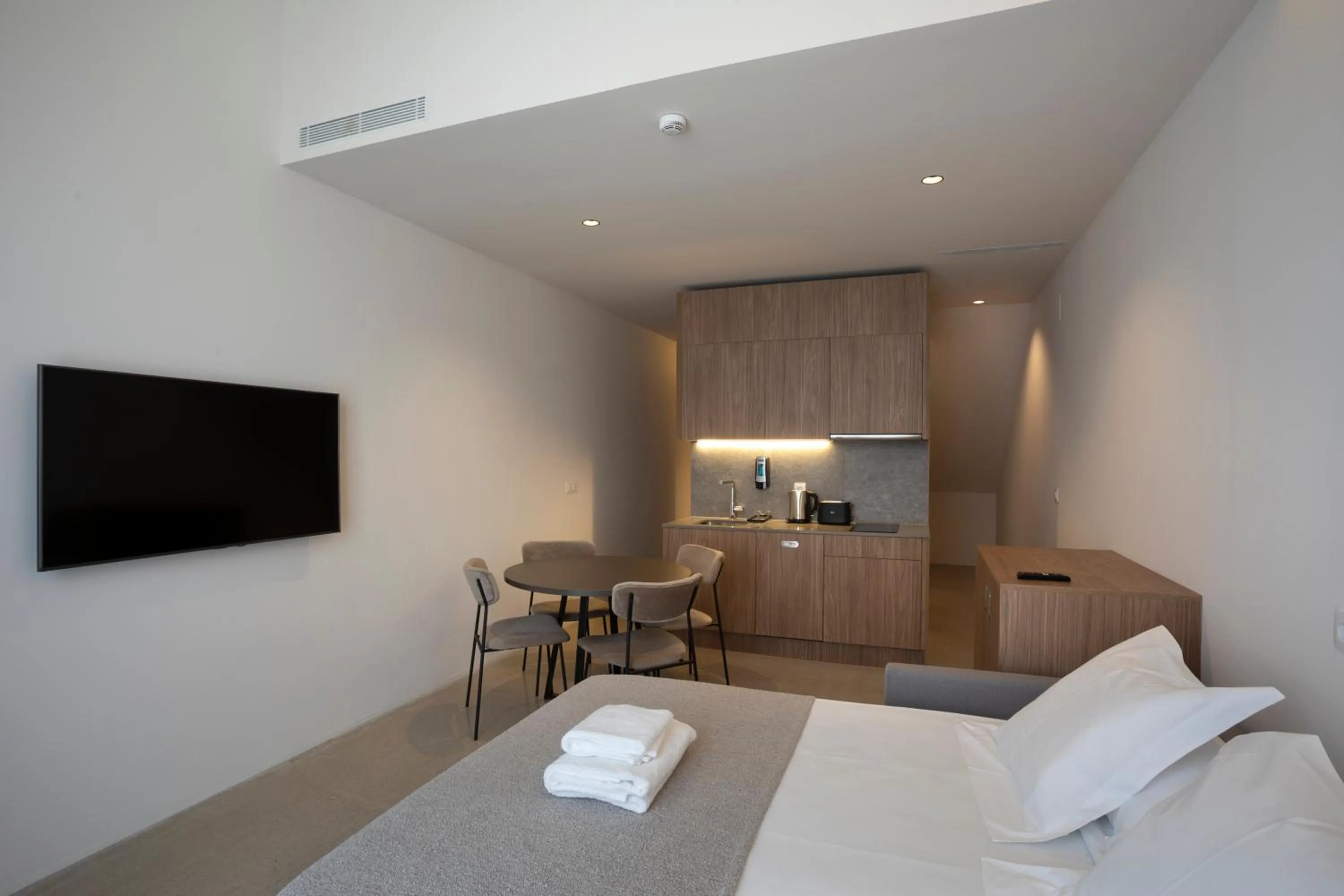 Dining area, Bed in Dau Studios