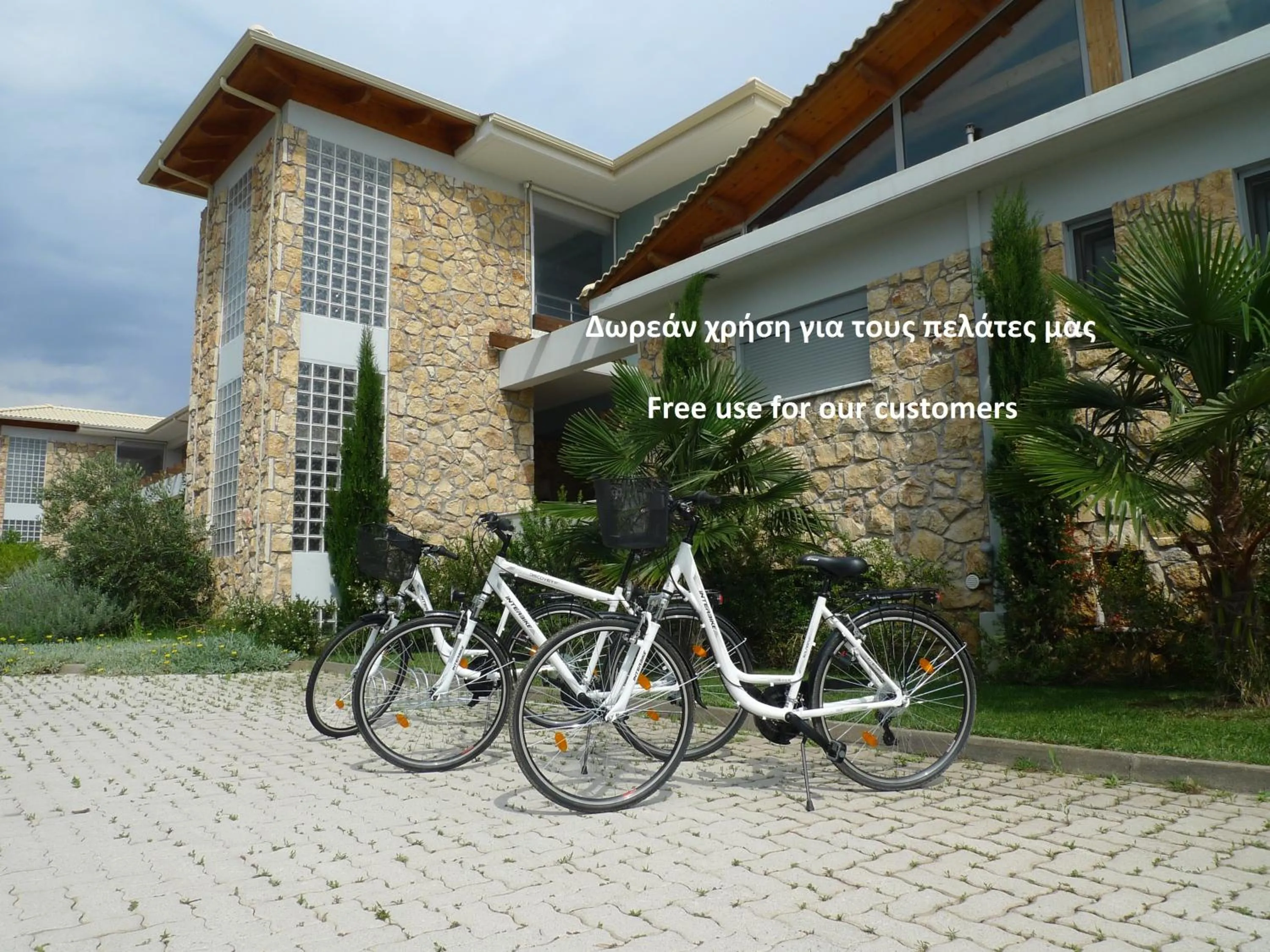 Cycling in Cavos Fokidos