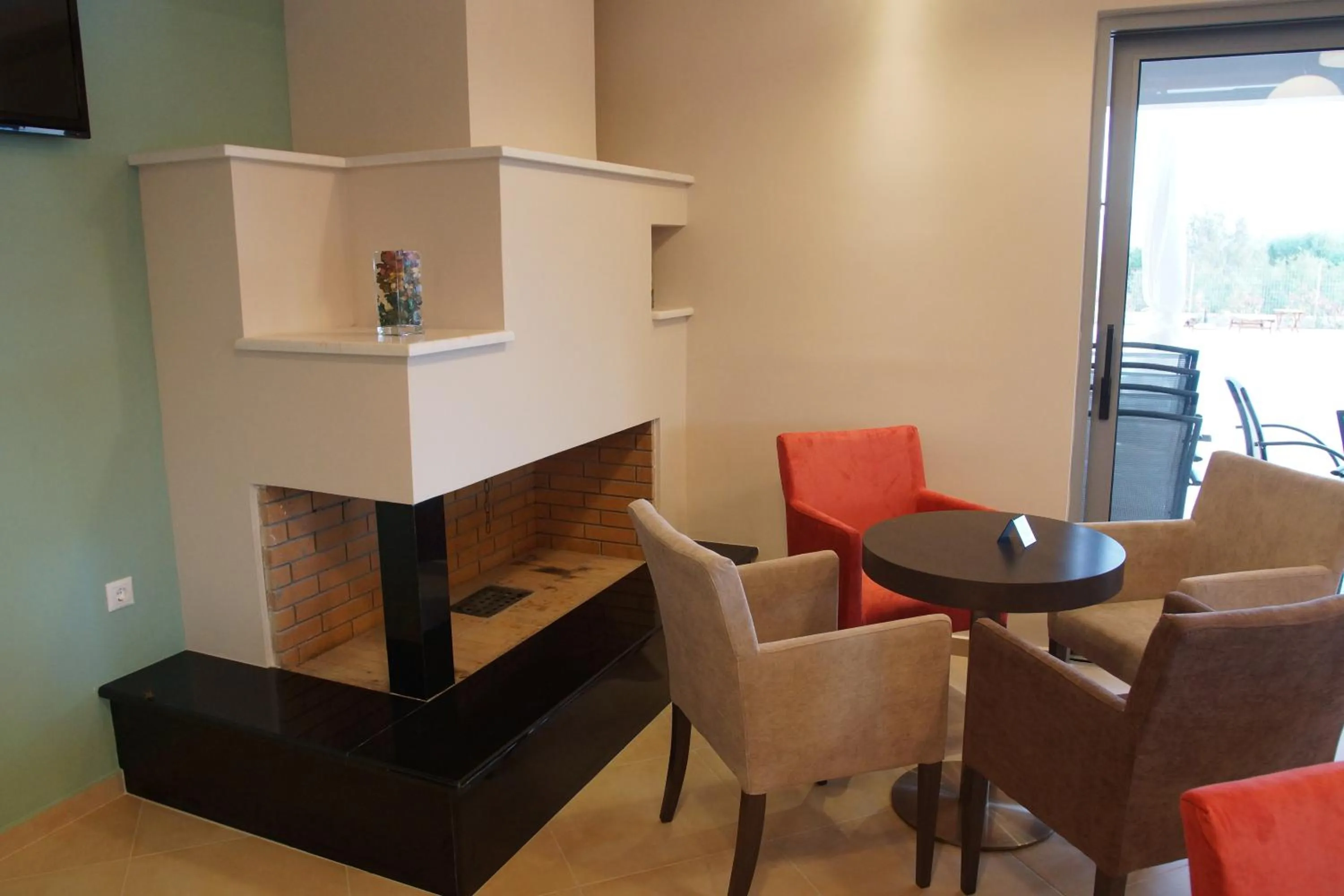 Coffee/tea facilities in Cavos Fokidos