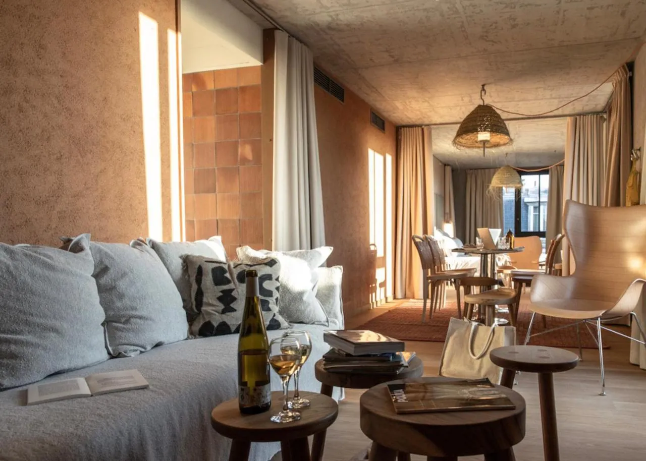 Seating area in MOB House