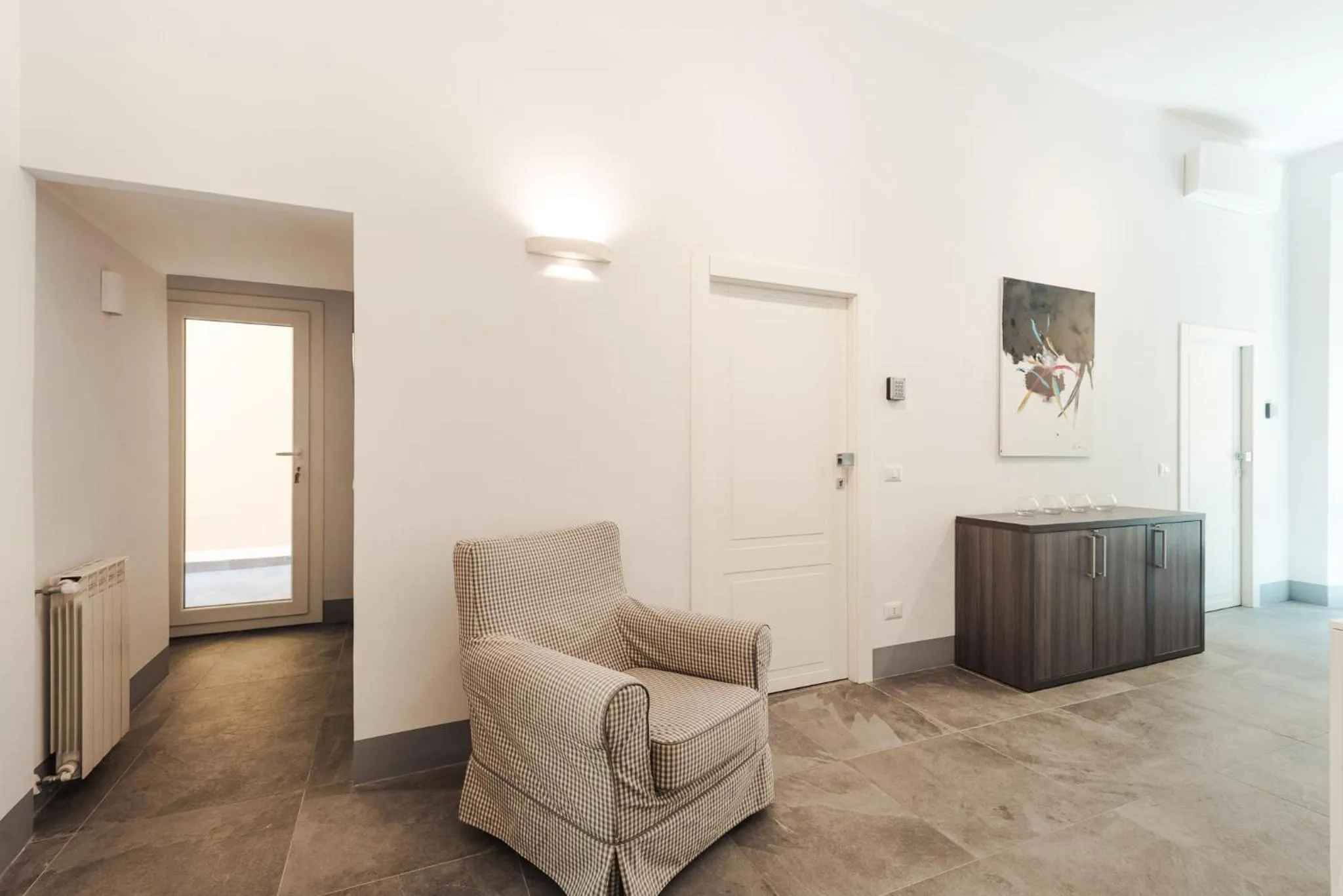 Communal lounge/ TV room in Nikis Collection Navona