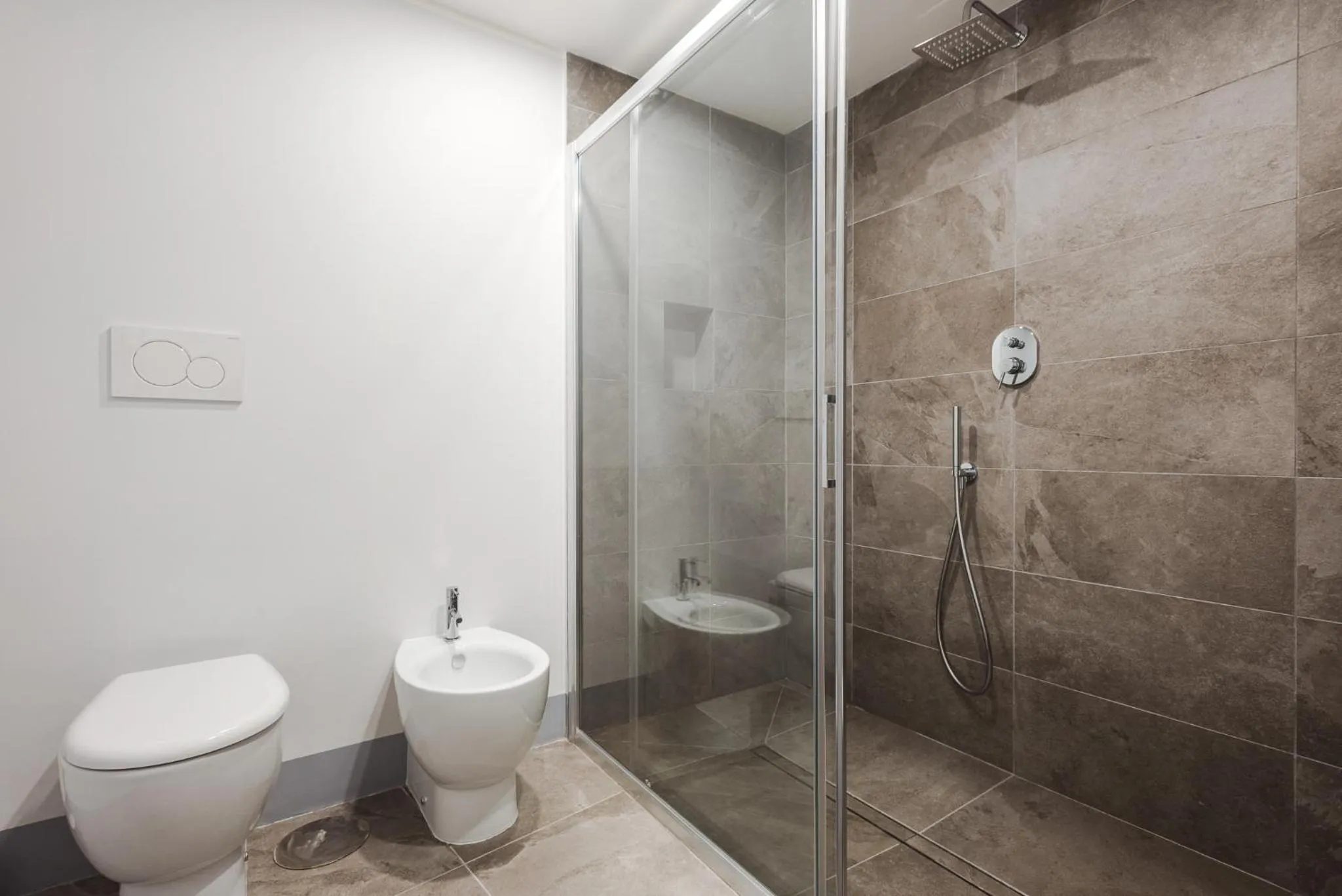 Bathroom in Nikis Collection Navona