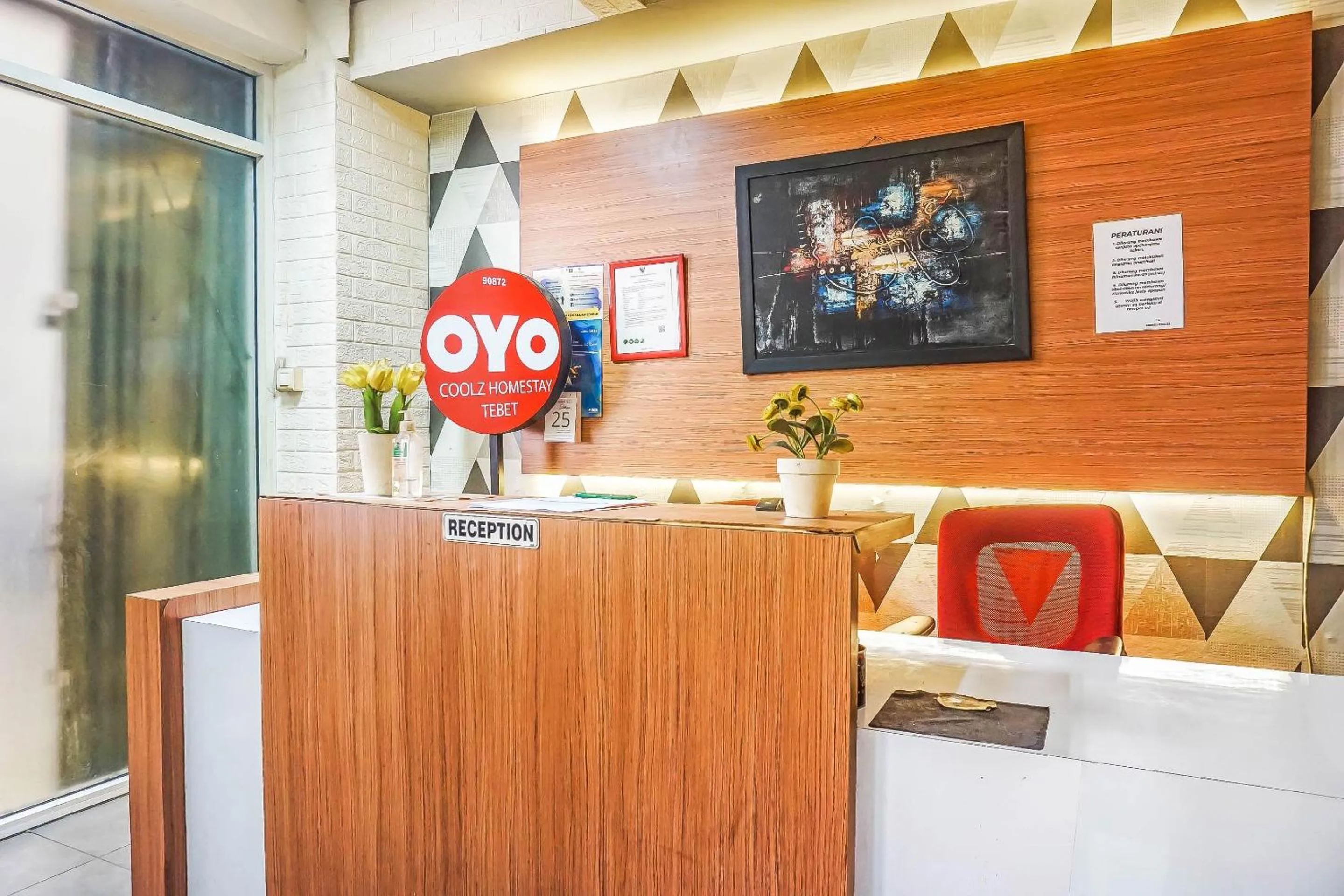 Lobby or reception in OYO 90872 Coolz Homestay Tebet Near TIS Square Near TIS Square