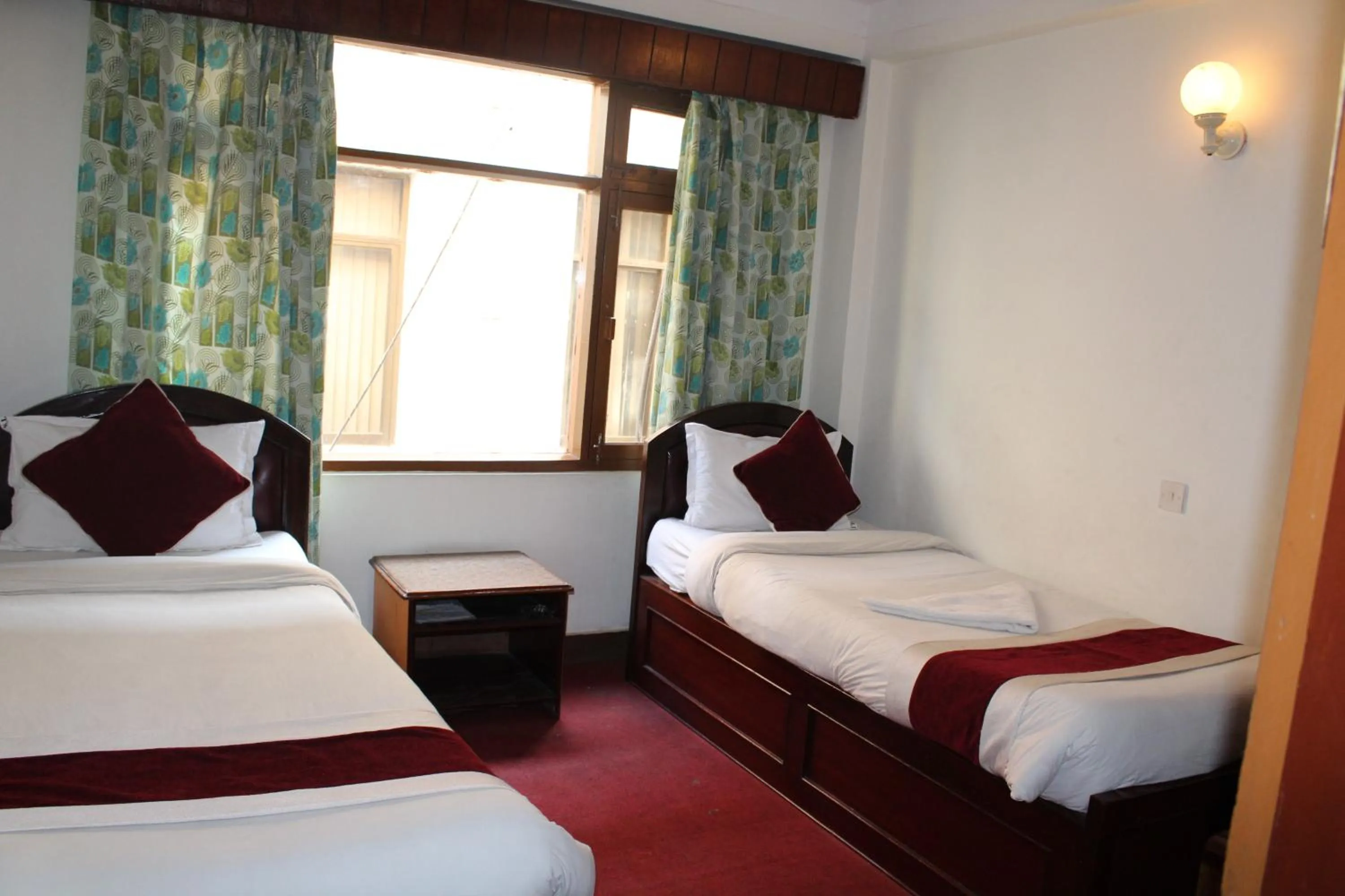 Lobby or reception, Bed in Hotel Lily