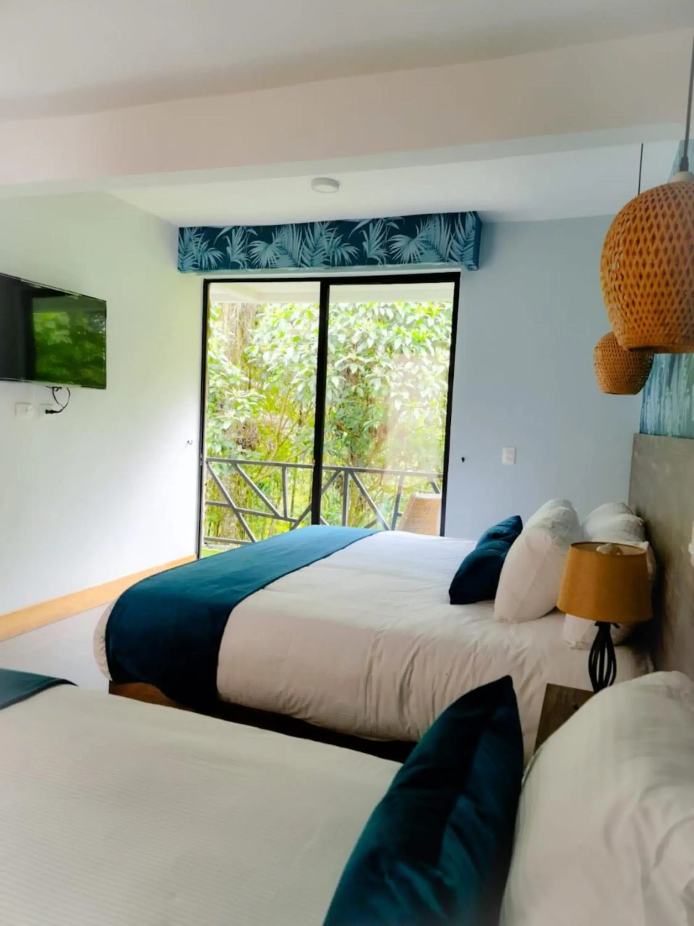 Triple Room with Balcony - single occupancy in Casa Hotel Bremen Triple Room with Balcony - single occupancy in Casa Hotel Bremen