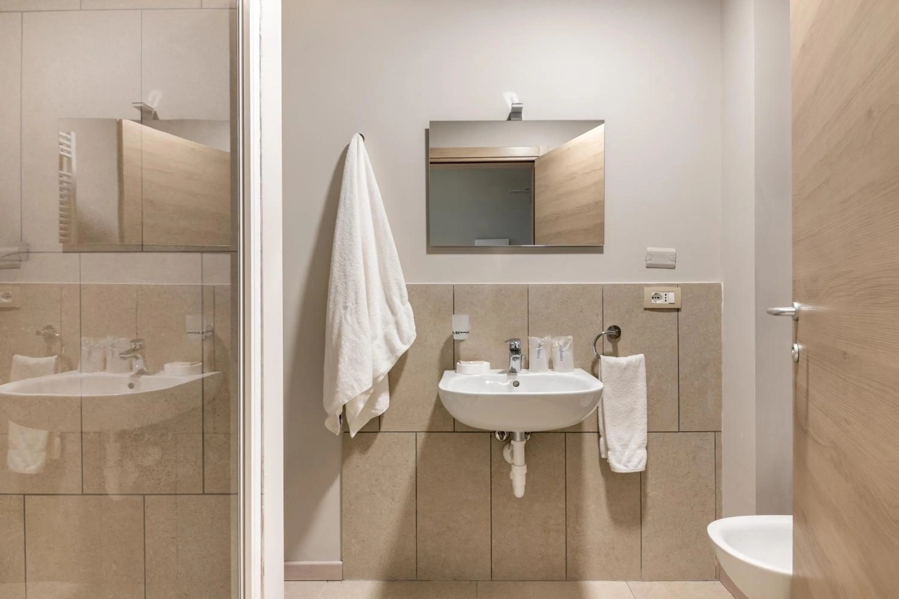 Shower in Camplus Regio Parco