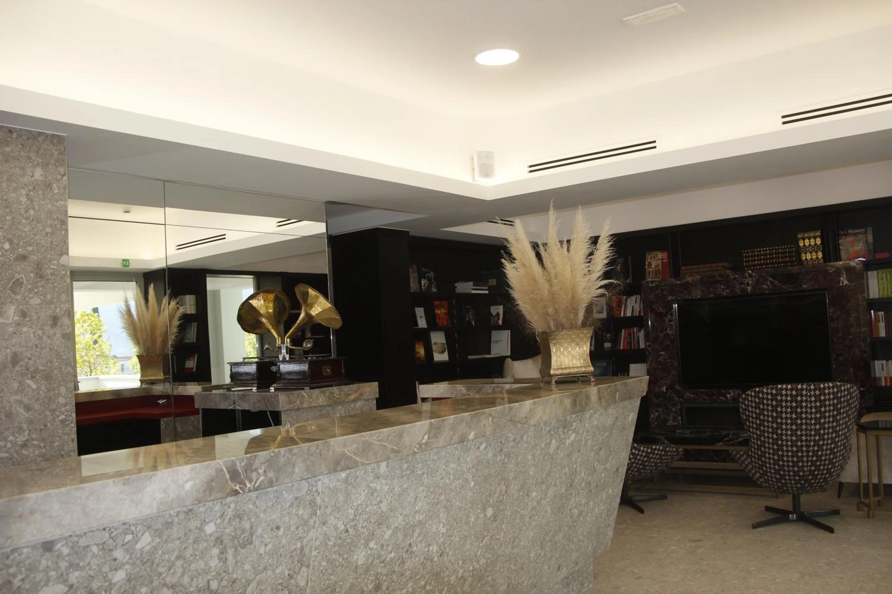 Lounge or bar in Kairos Resort & SPA