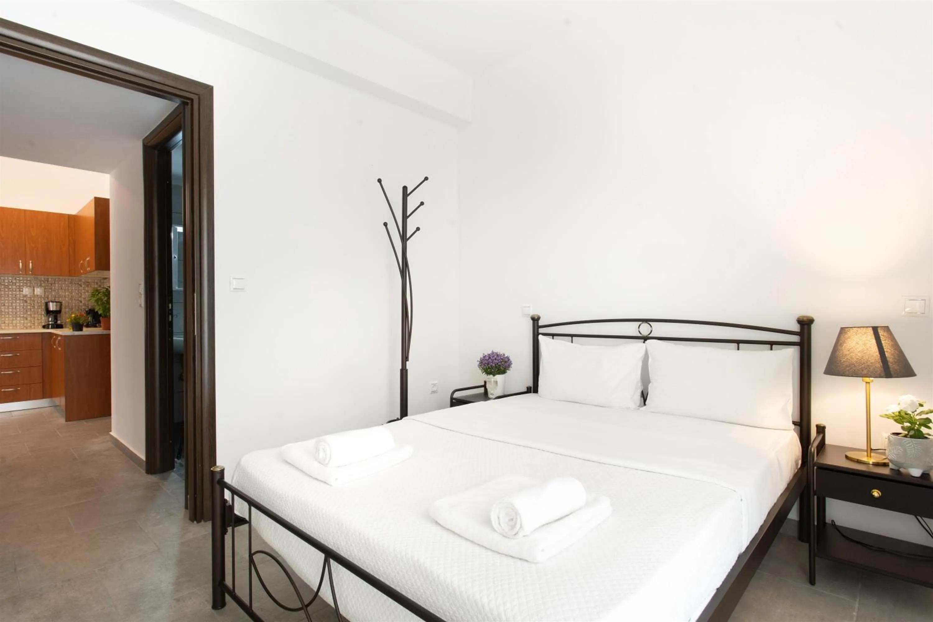 Bedroom, Bed in Tulipa Suites