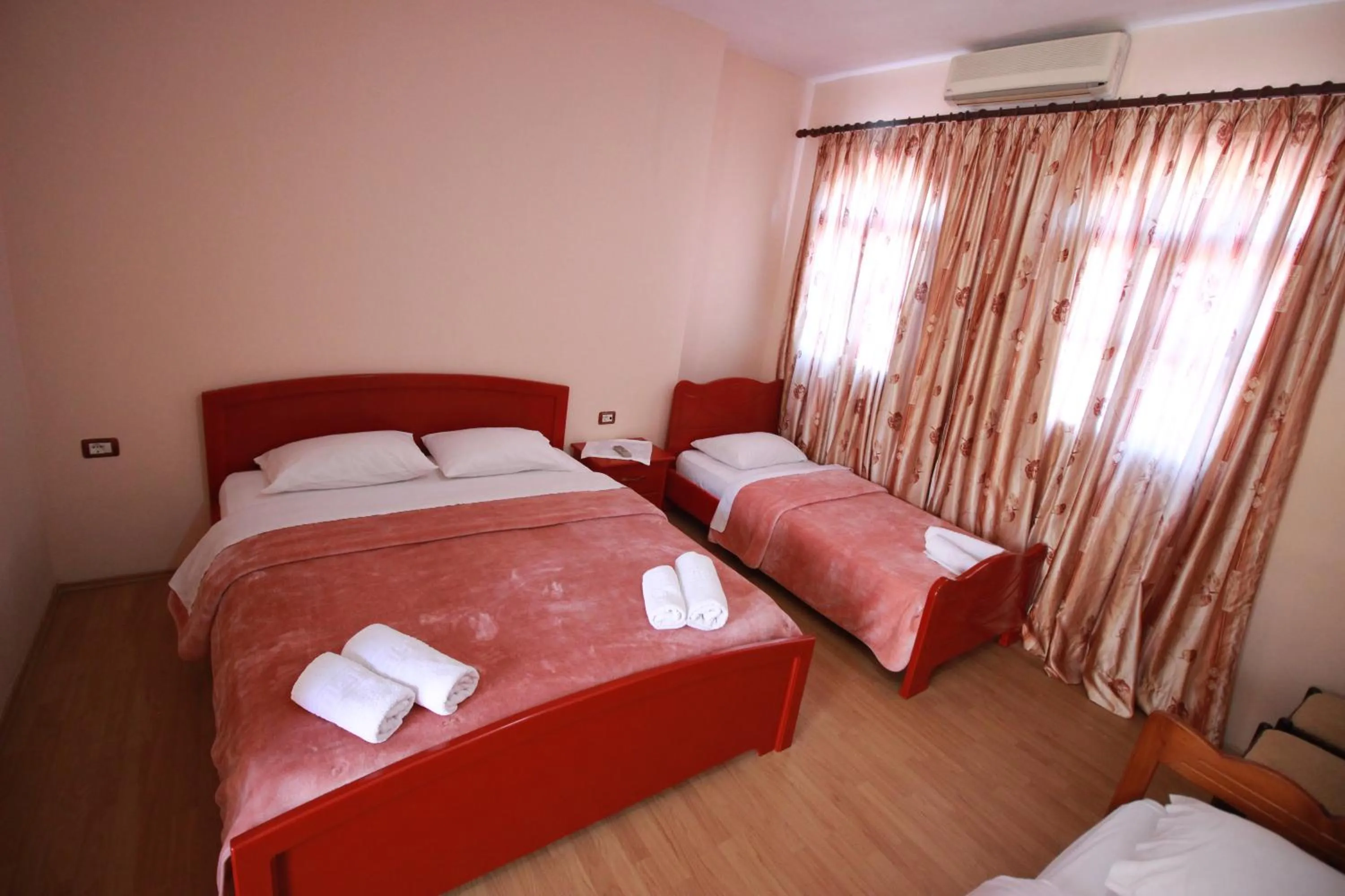 HOTEL RESTORANT VIKTORIA