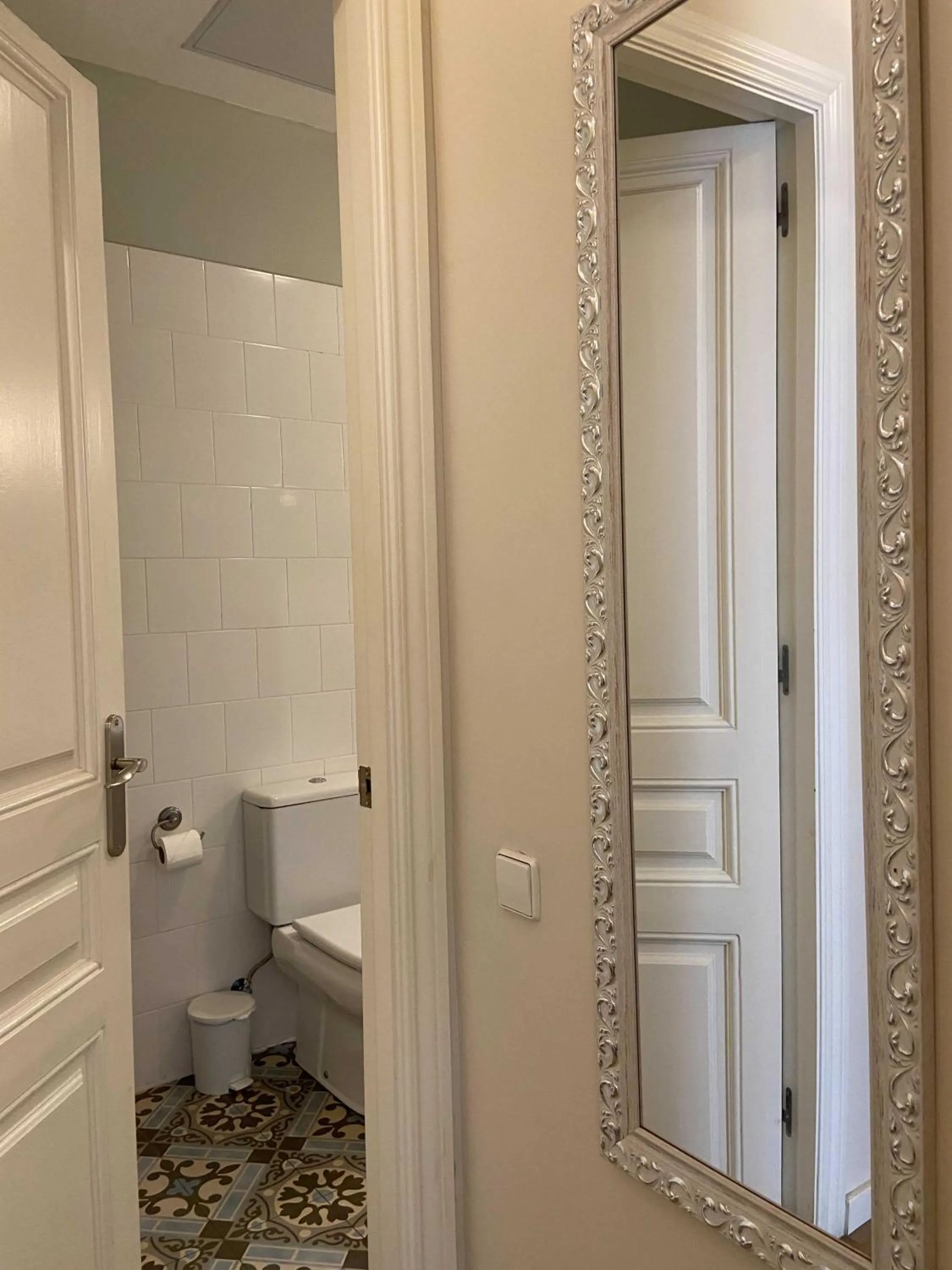 Toilet in Lumine Luxury Suites by gaiarooms