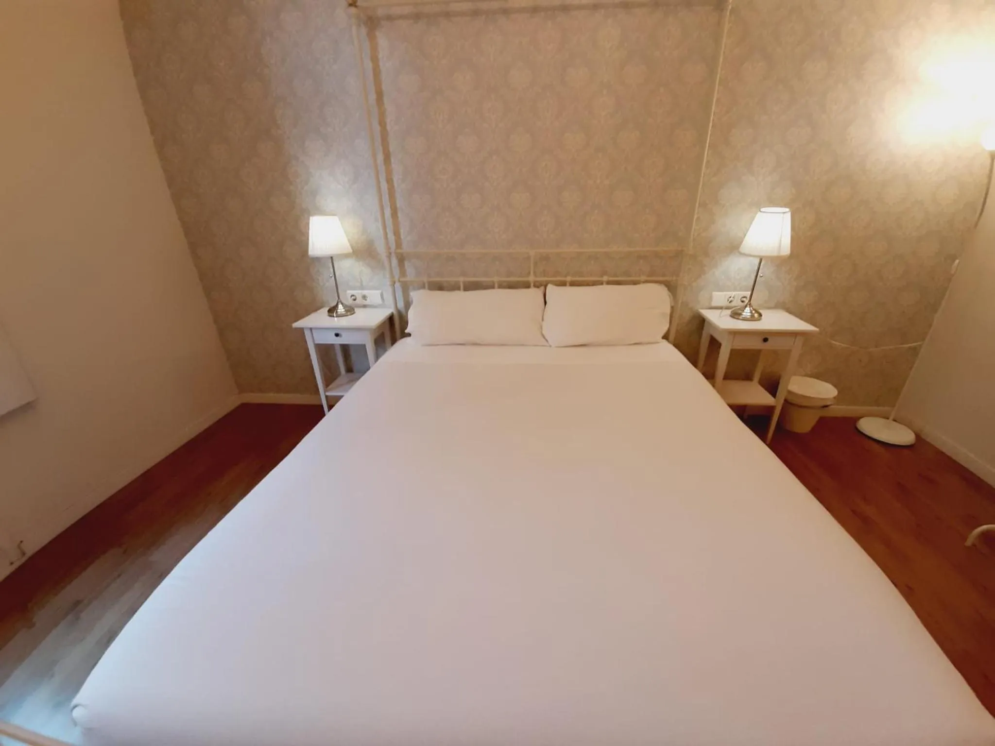 Bed in Lumine Luxury Suites by gaiarooms