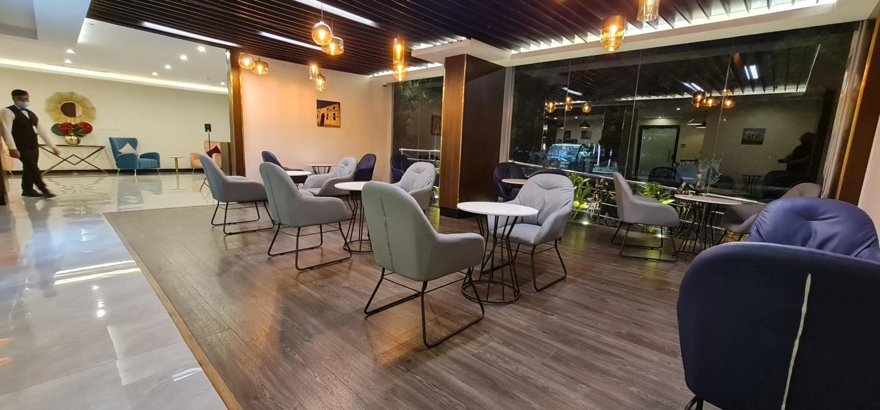 Restaurant/places to eat in Signature Guest Hotel فندق إمضاء النزيل الفندقية