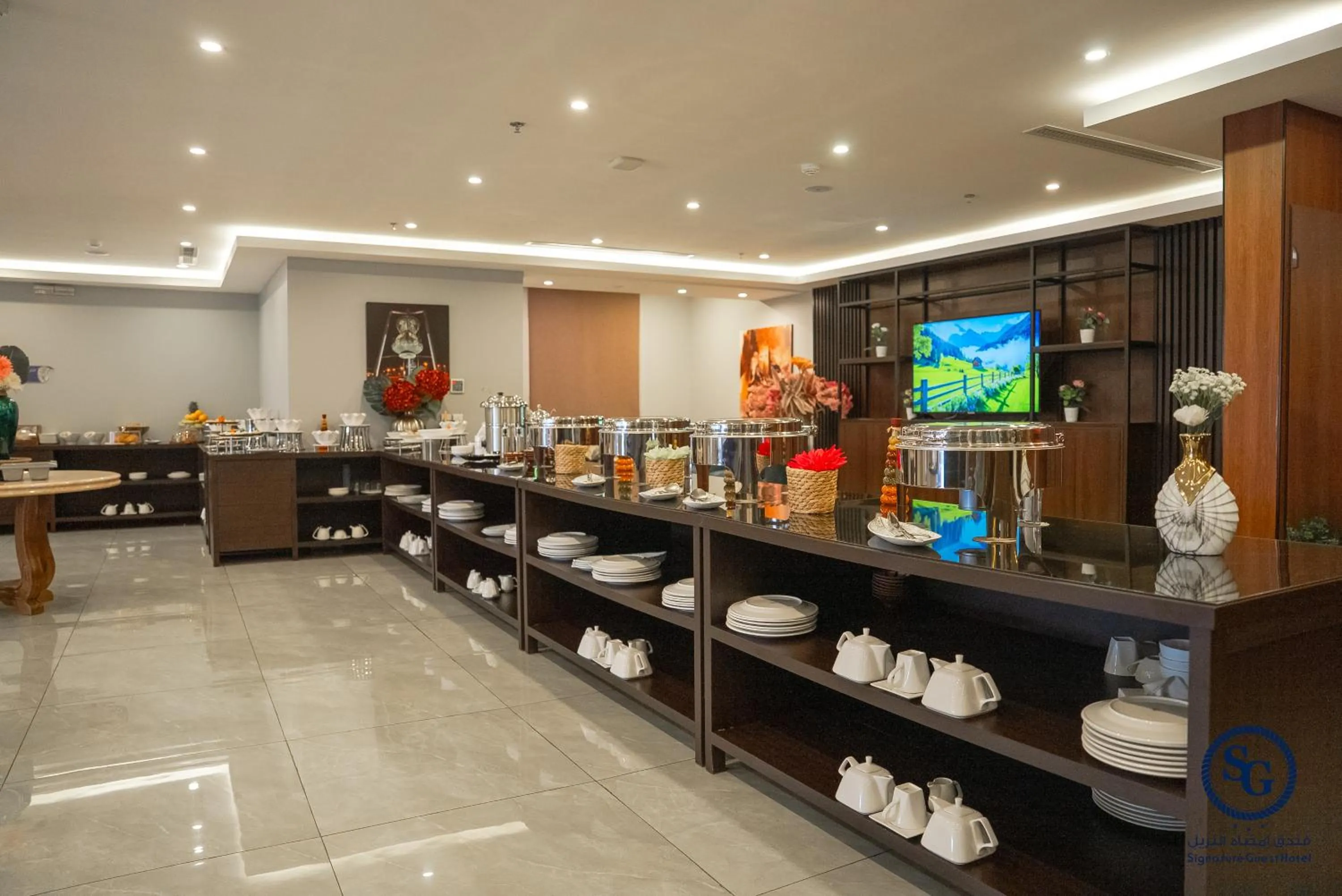 Buffet breakfast in Signature Guest Hotel فندق إمضاء النزيل الفندقية