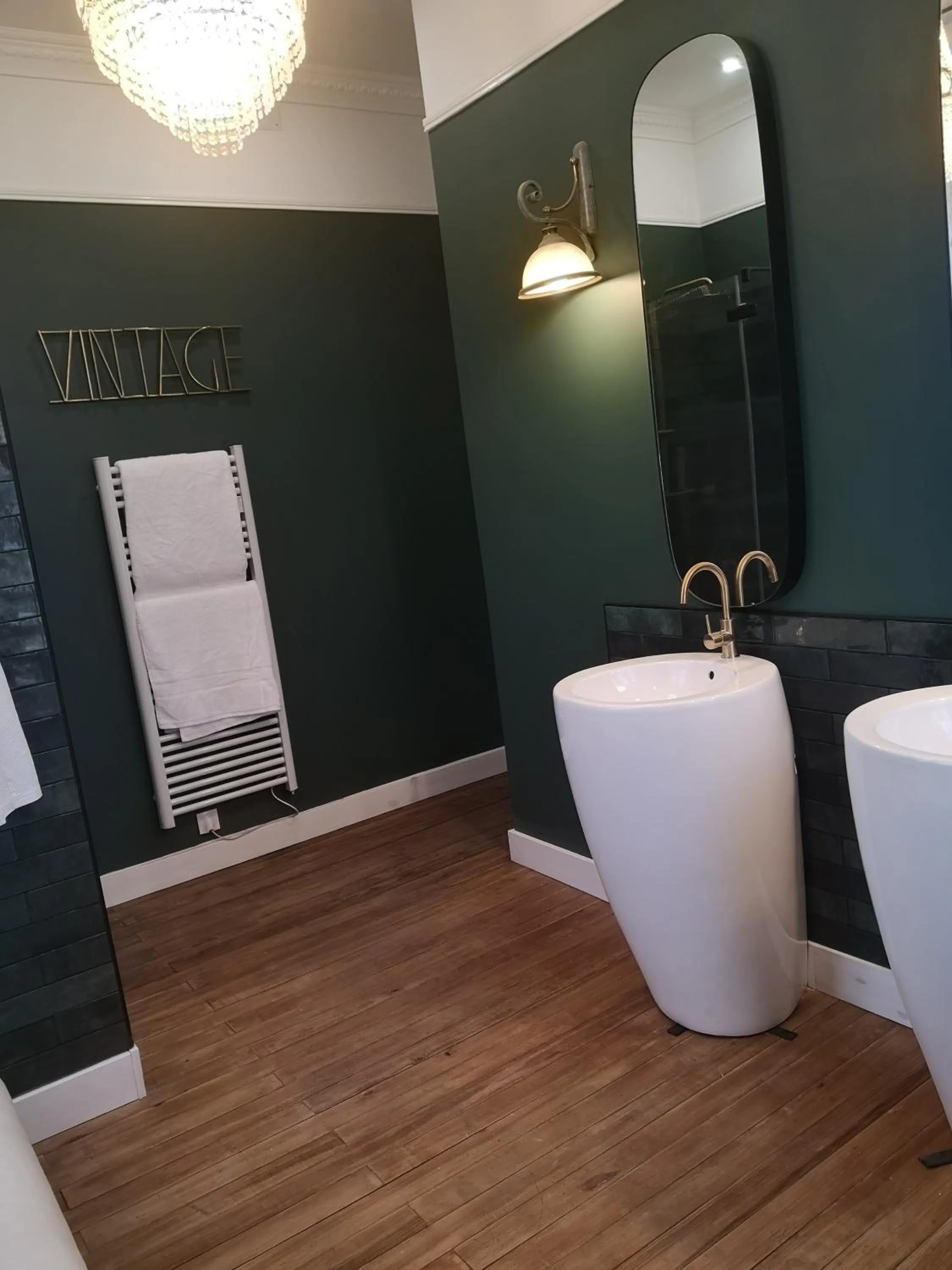 Bathroom in R & R BERGERAC