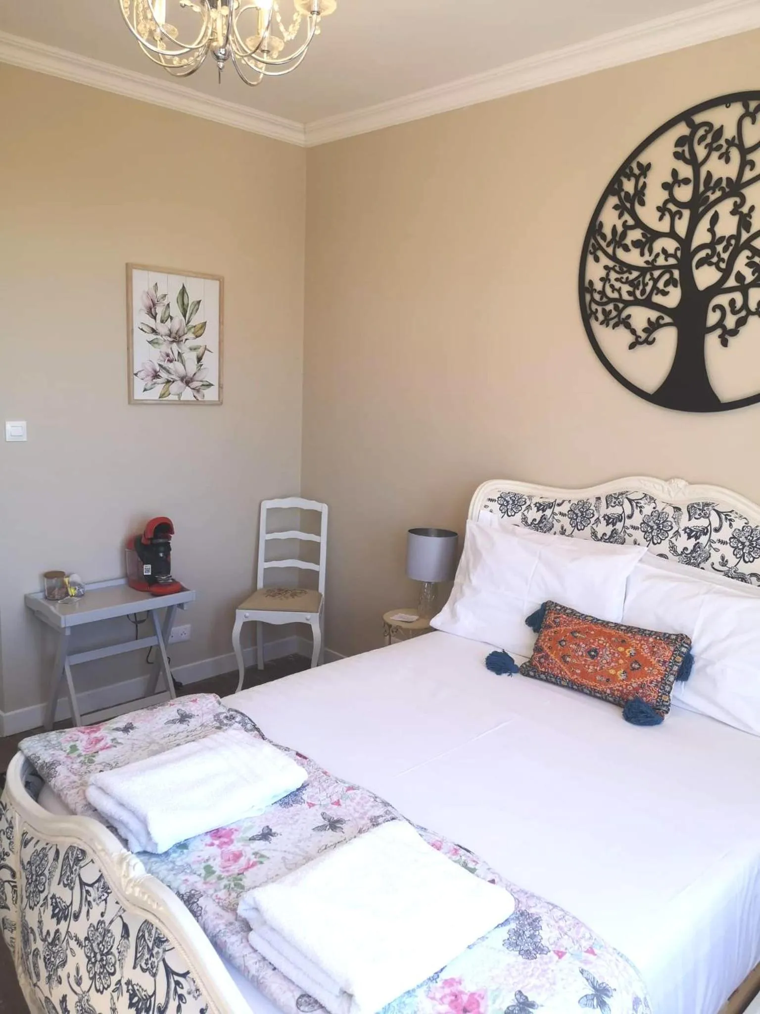 Bed in R & R BERGERAC