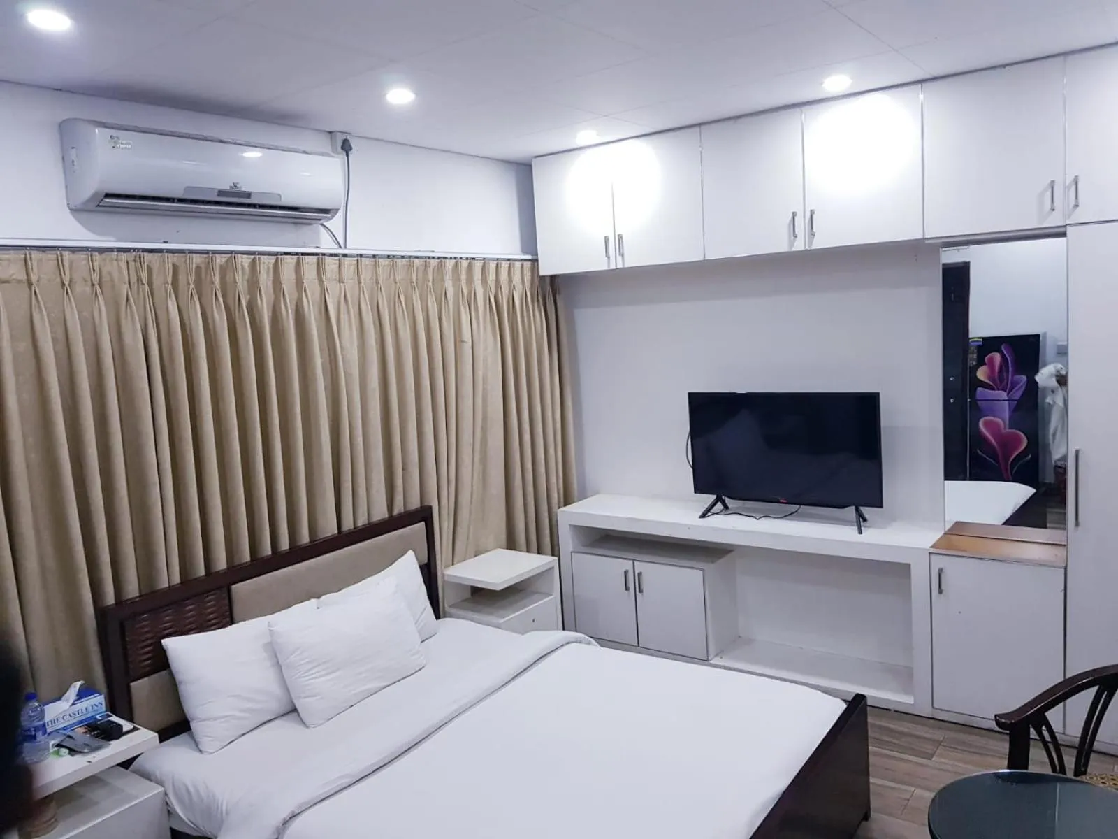 Bed in The Castle Inn