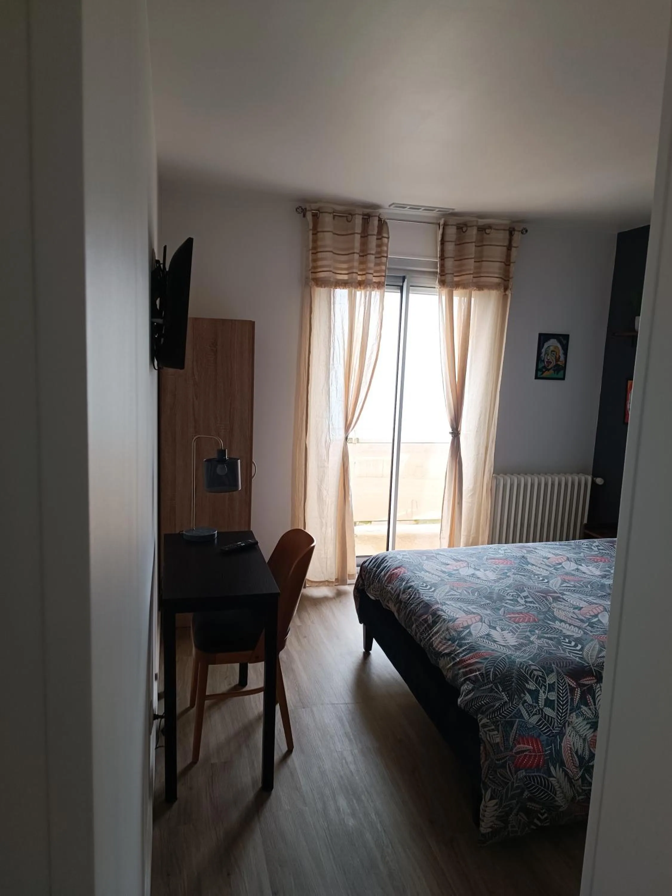 Bedroom, Bed in New Hôtel de la Mer