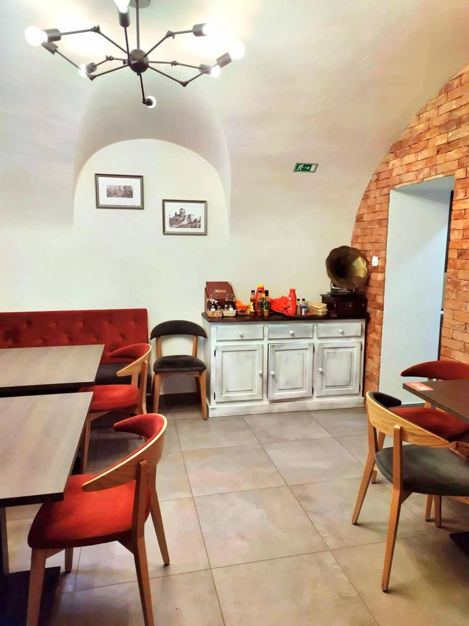 Restaurant/places to eat in Hiša Wambrechtsamer - House Wambrechtsamer