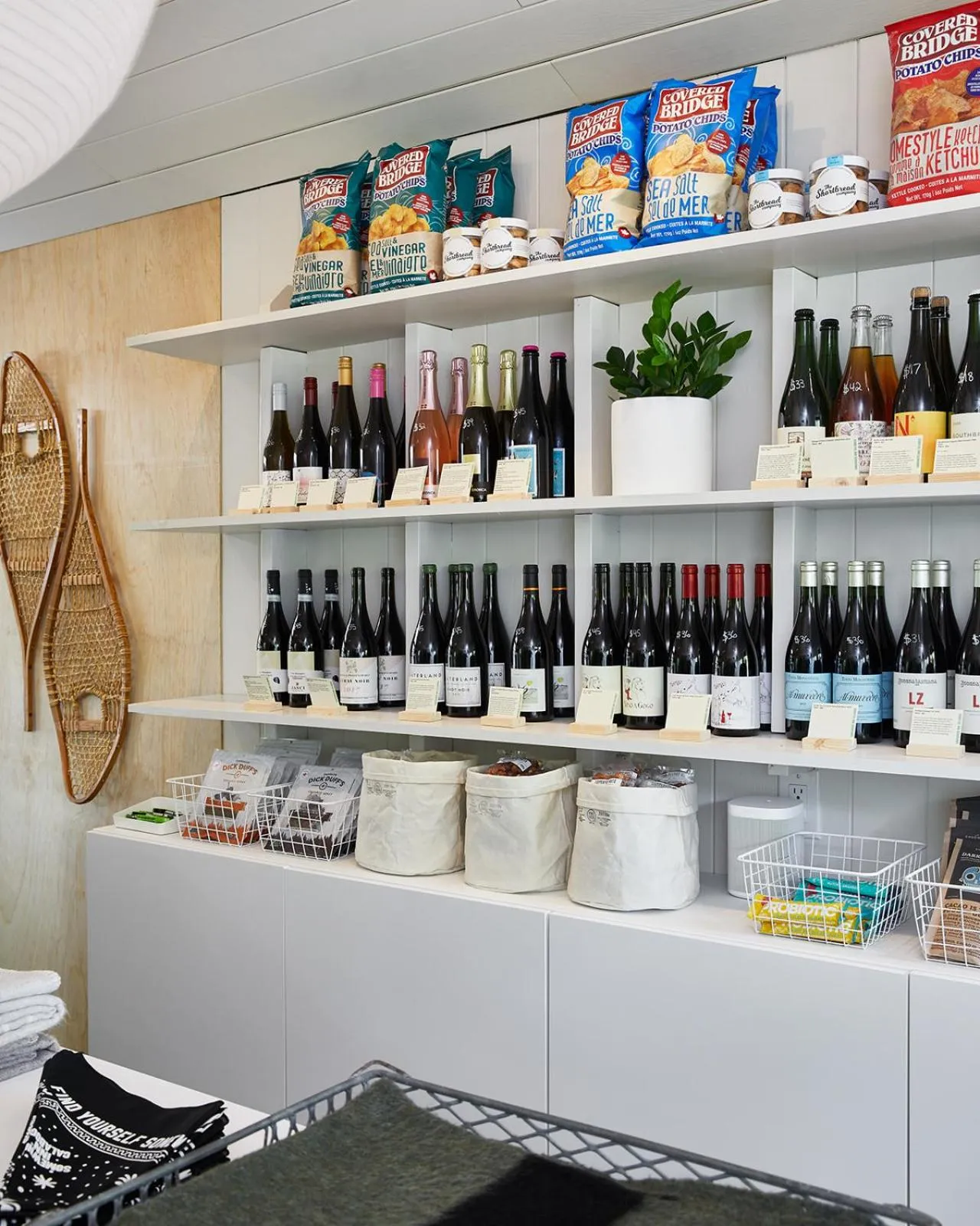 Lobby or reception in Somewhere Inn Calabogie