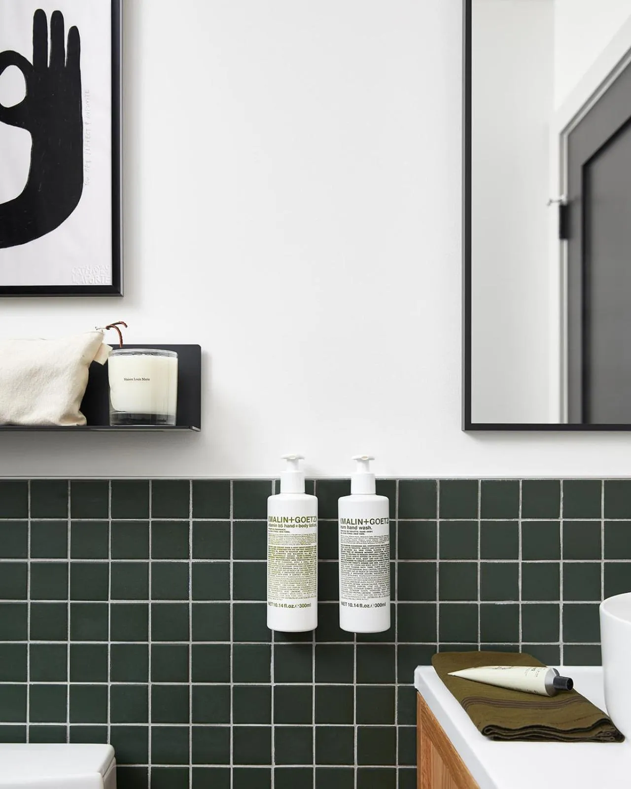 Bathroom in Somewhere Inn Calabogie