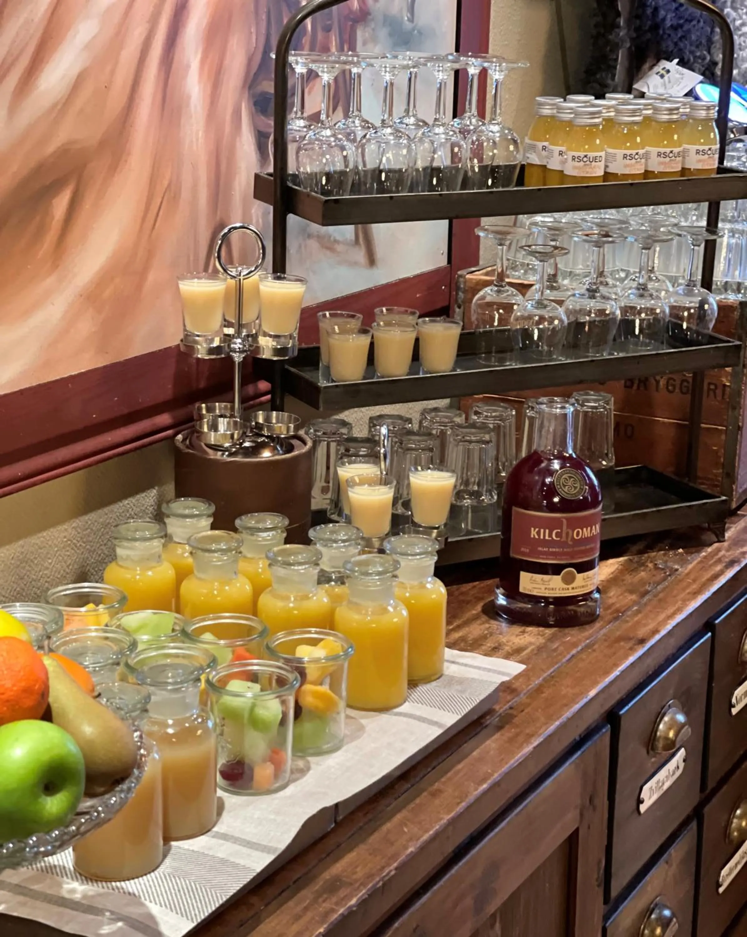 Buffet breakfast in Wärdshuset Bredaryd