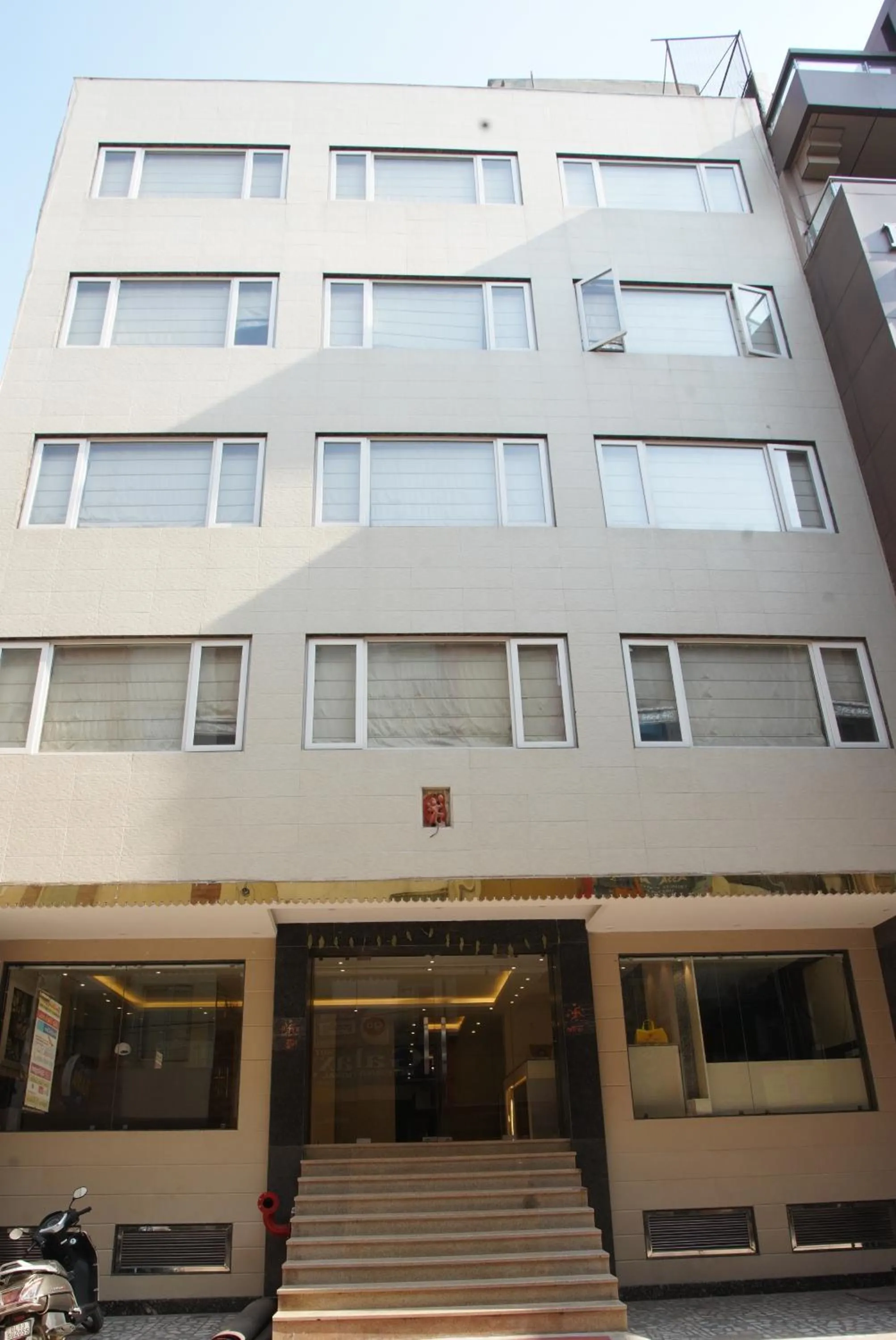 Facade/entrance in Hotel Mayur Assam - New Delhi Railway Station