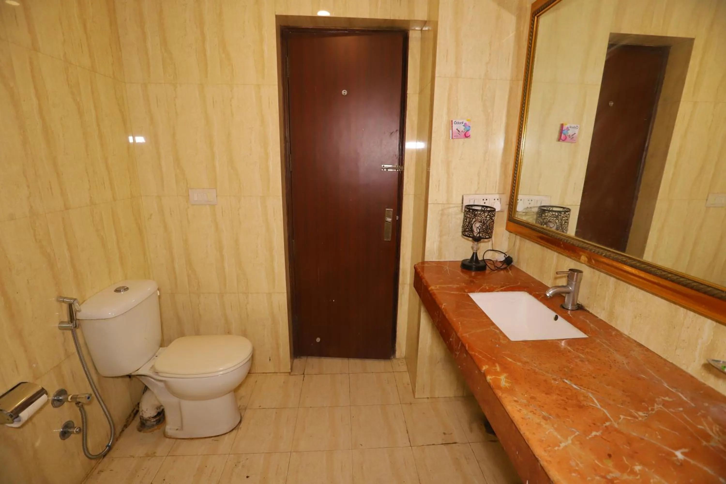 Bathroom in Hotel Mayur Assam - New Delhi Railway Station