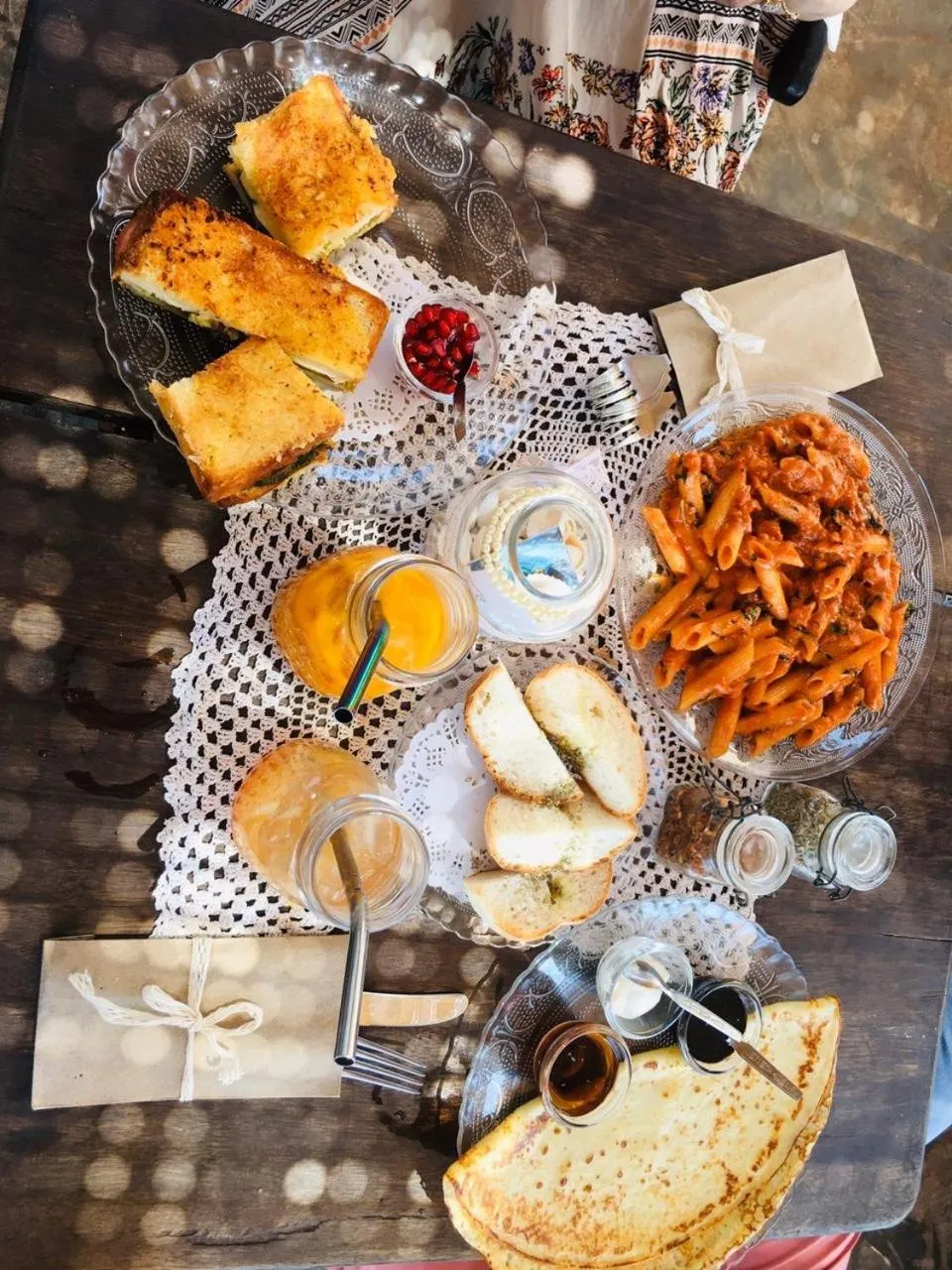 Breakfast in Hotel Mayur Assam - New Delhi Railway Station