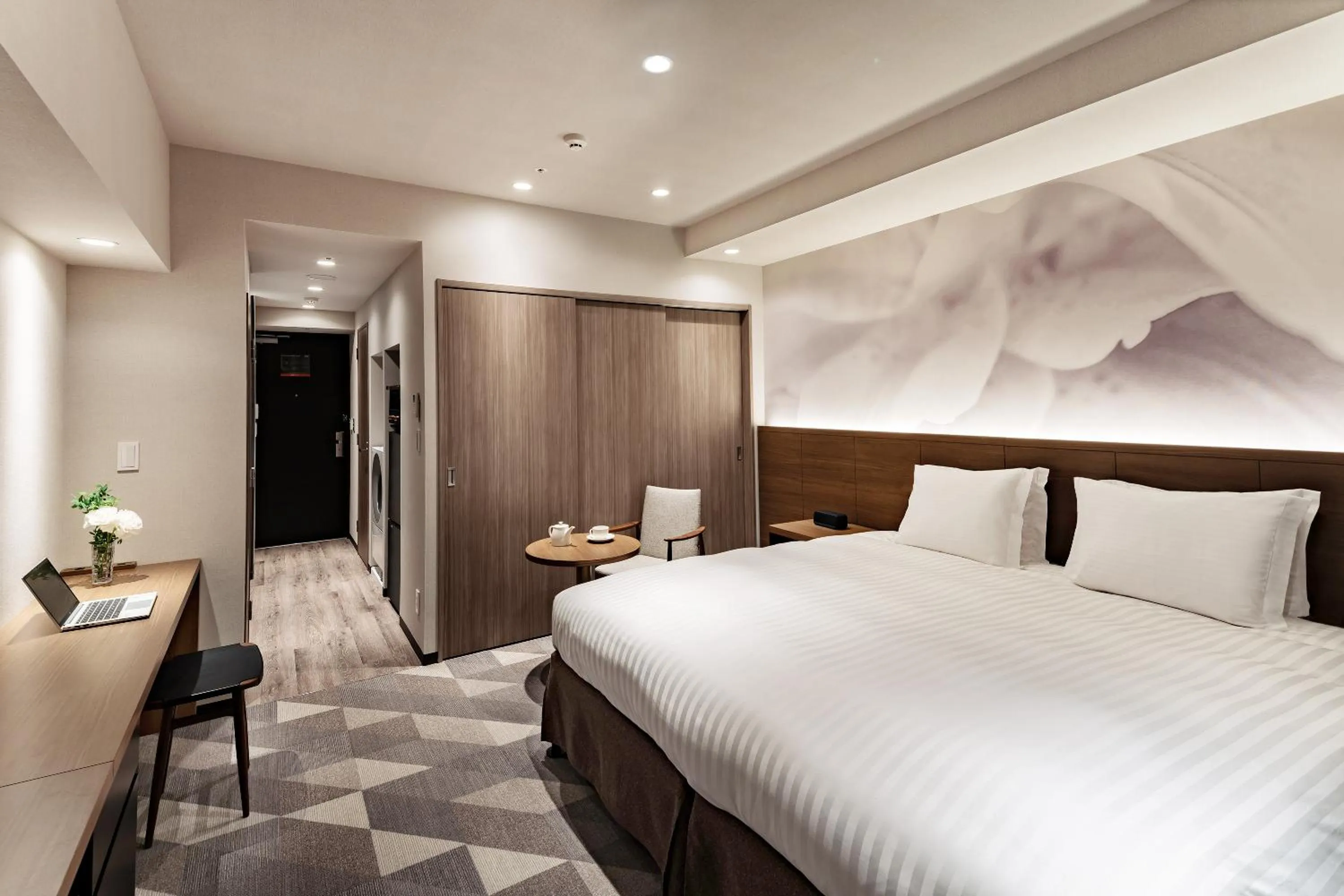 Bed in Oakwood Hotel & Apartments Azabu Tokyo