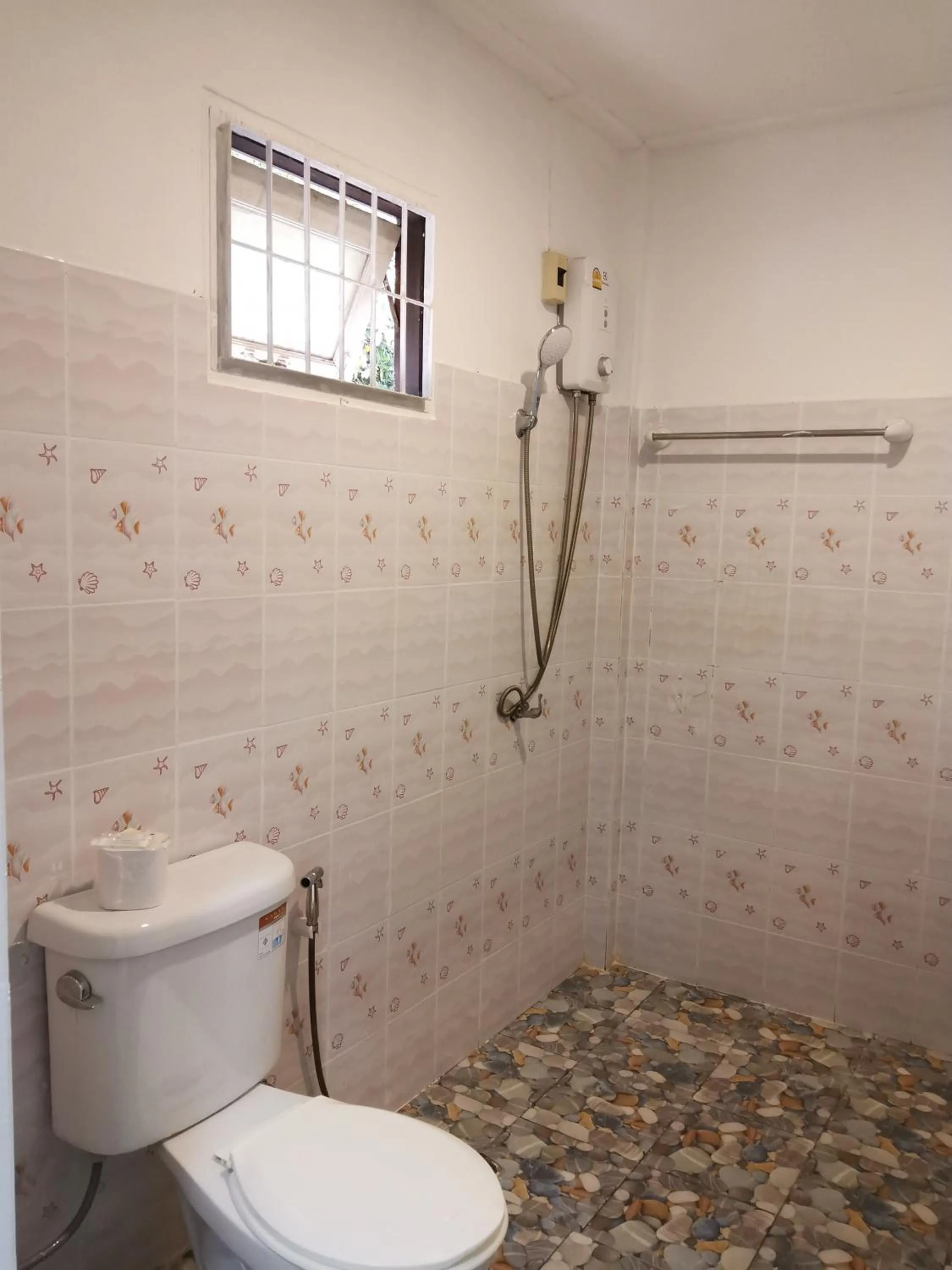 Toilet in Lanta Sport Resort