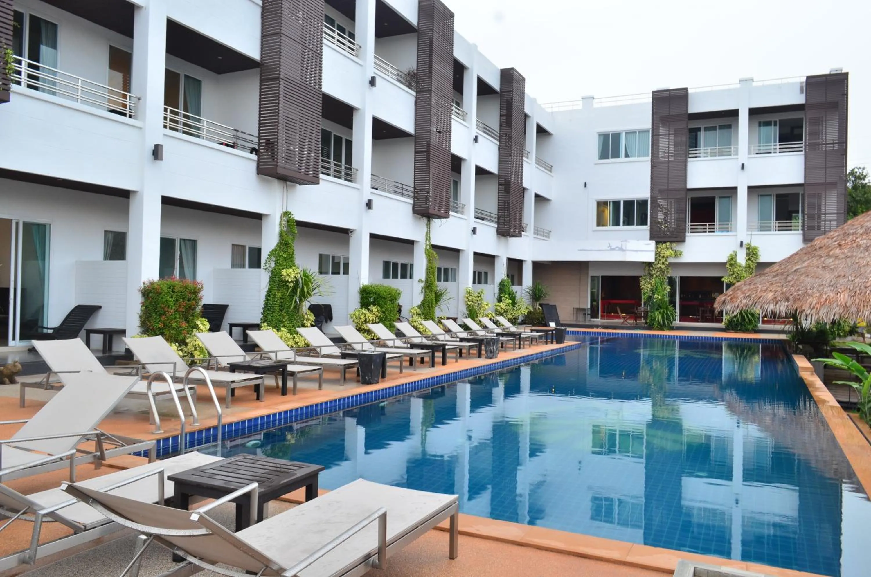 Swimming pool in Lanta Sport Resort