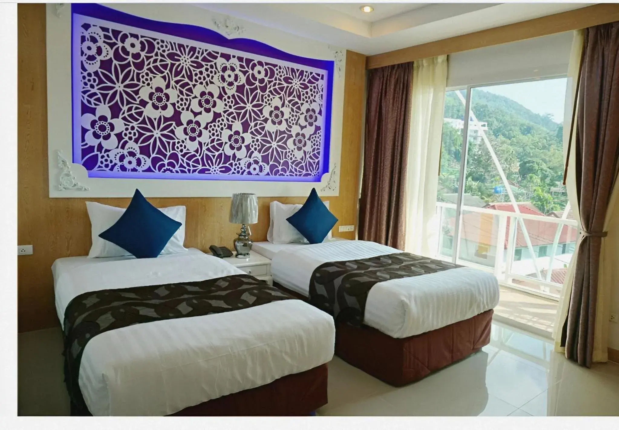 Standard Double or Twin Room with Balcony in Lucky Sun Patong Standard Double or Twin Room with Balcony in Lucky Sun Patong