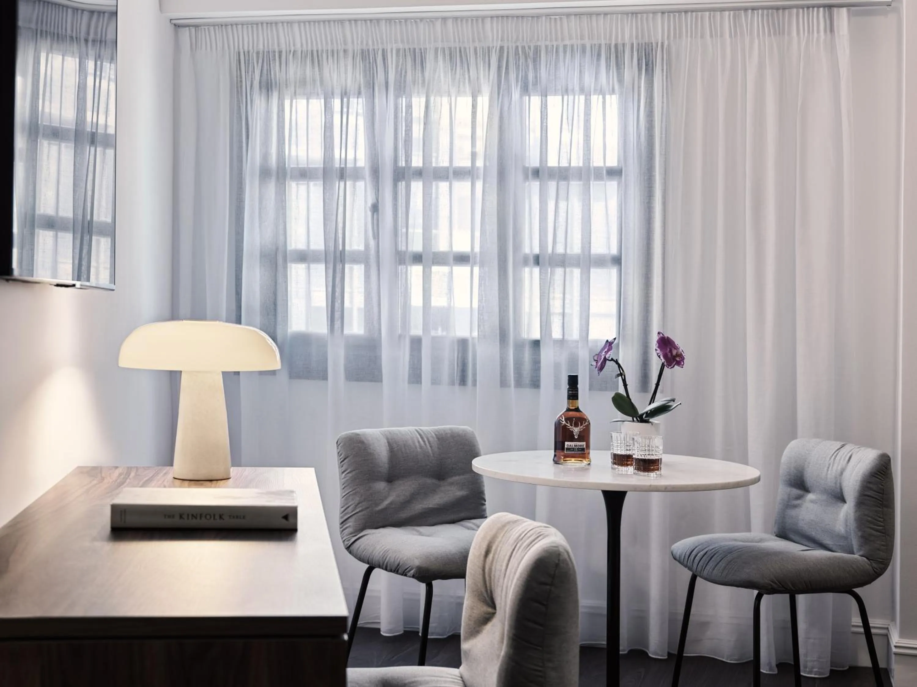 Seating area in Vanoro Hotel