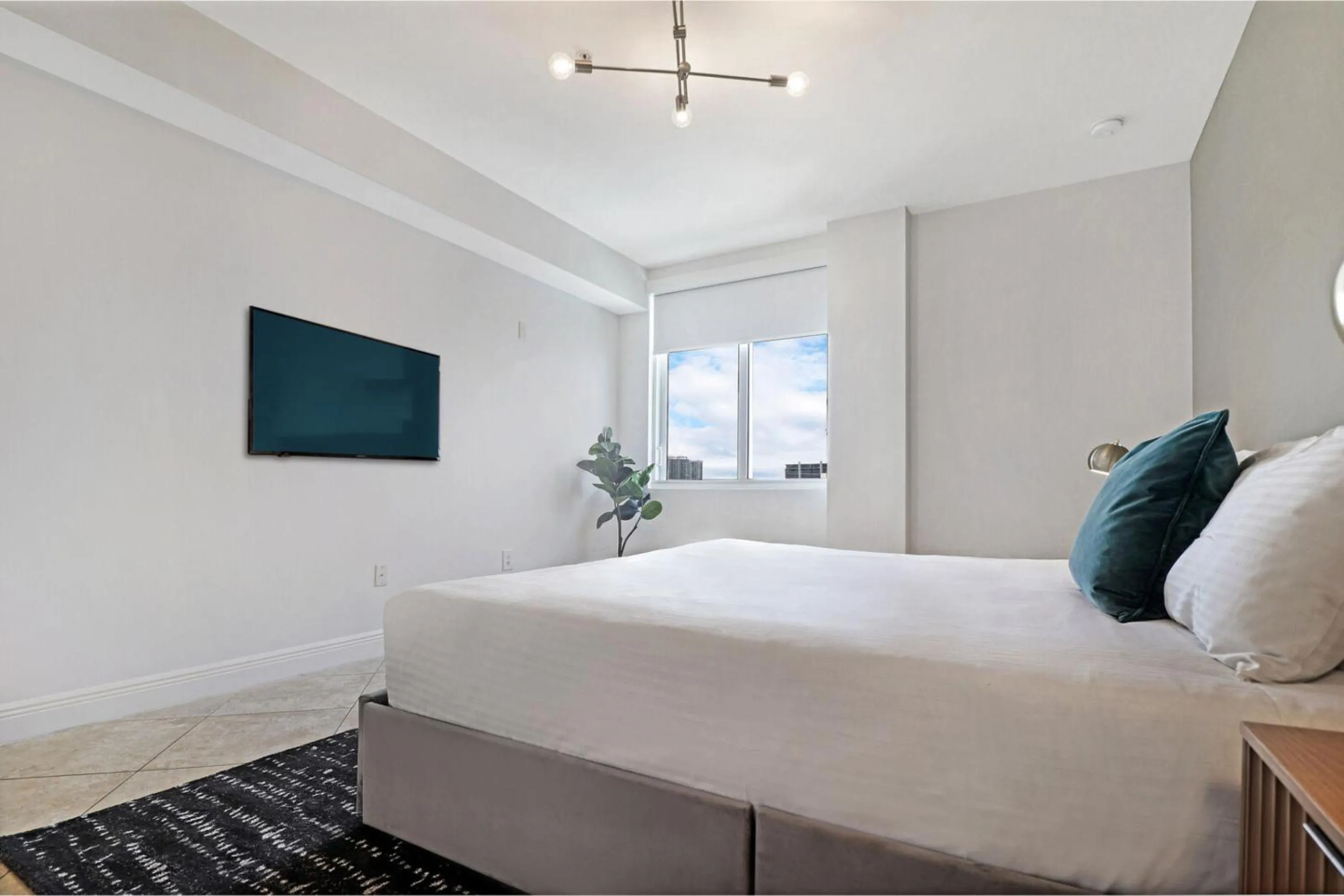 Bed in Roami at Sunny Isles