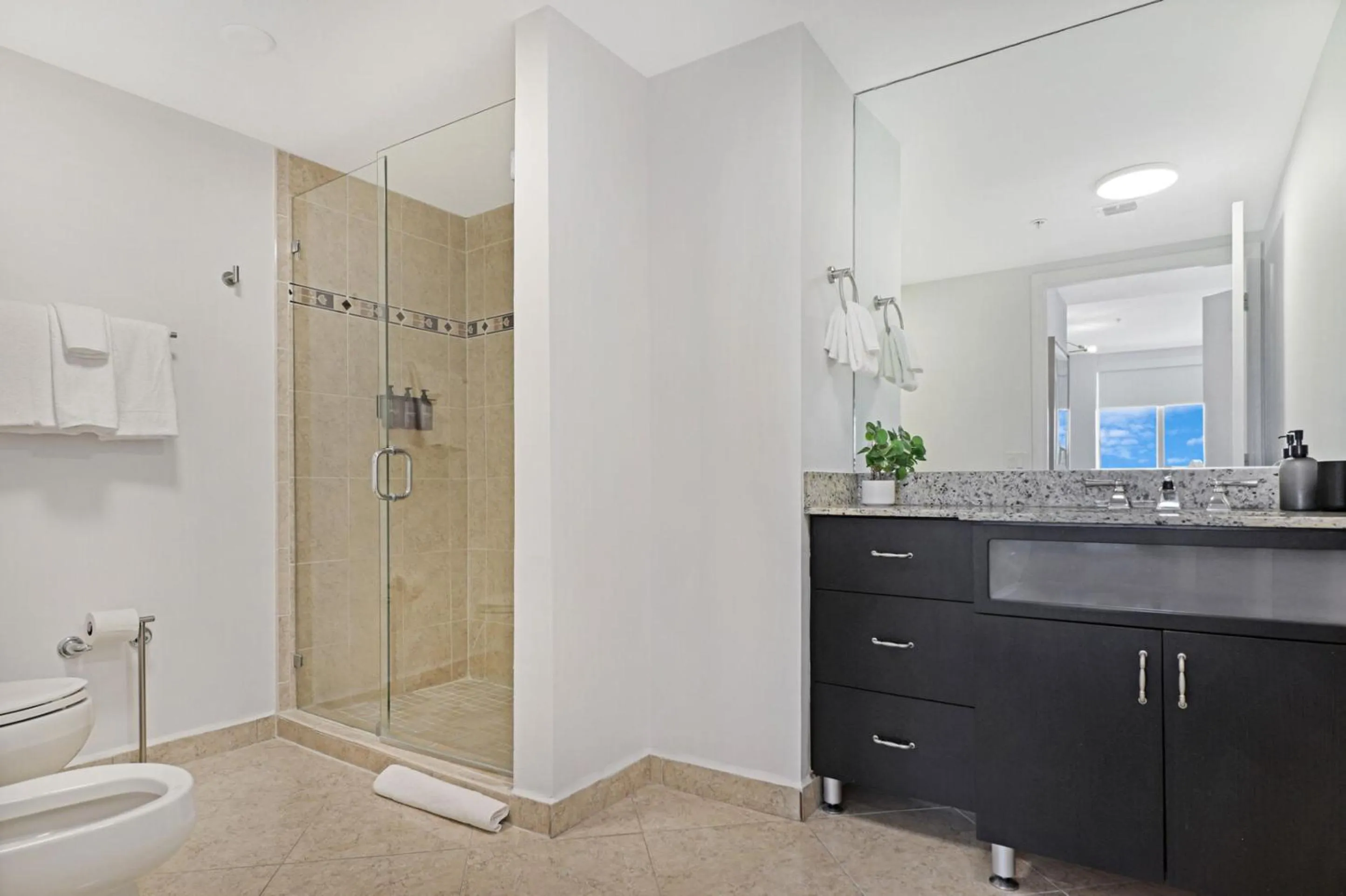 Roami at Sunny Isles