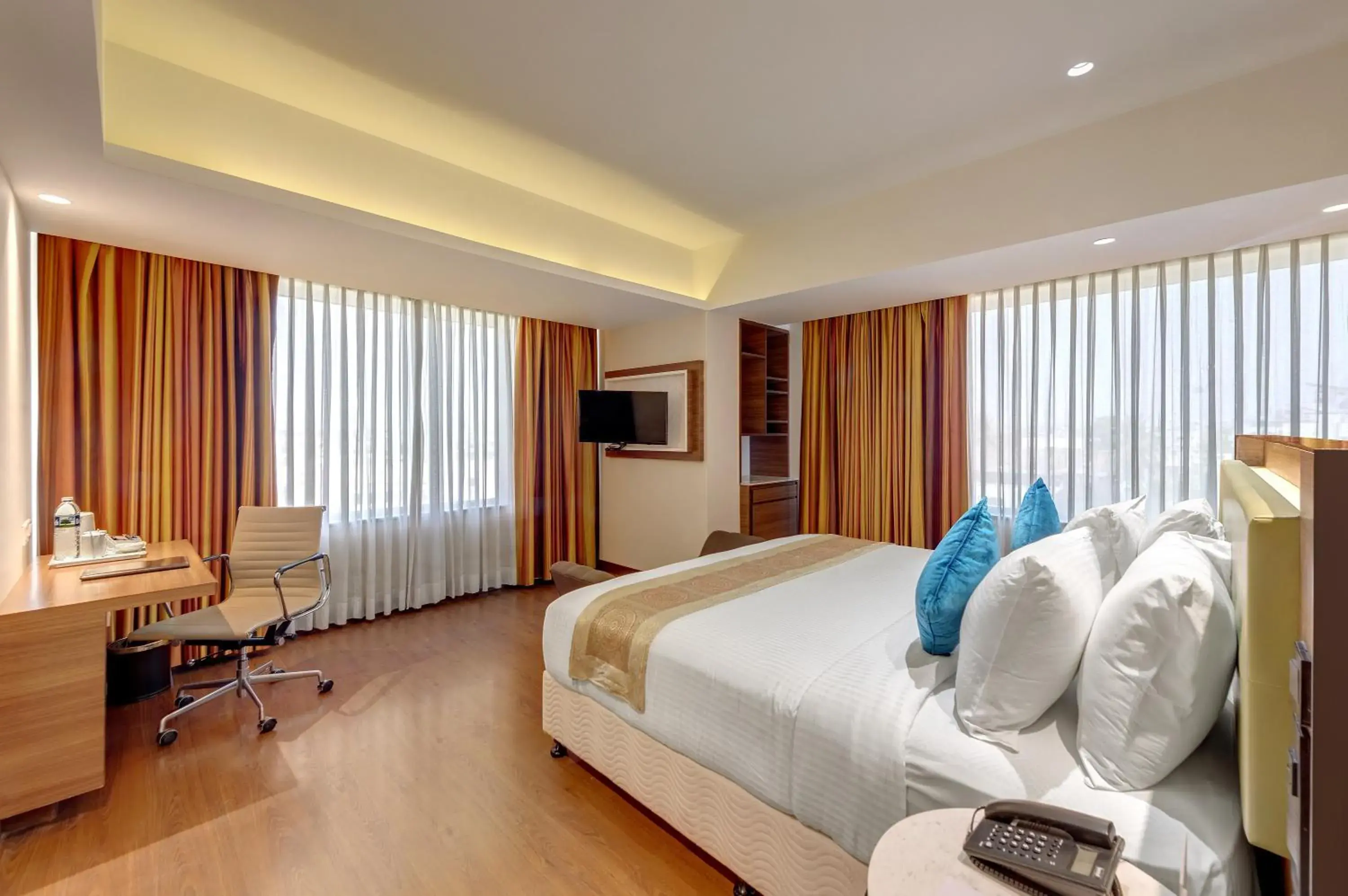 Standard Double Room - single occupancy in Amarpreet, Chhatrapati Sambhajinagar - AM Hotel Kollection Standard Double Room - single occupancy in Amarpreet, Chhatrapati Sambhajinagar - AM Hotel Kollection