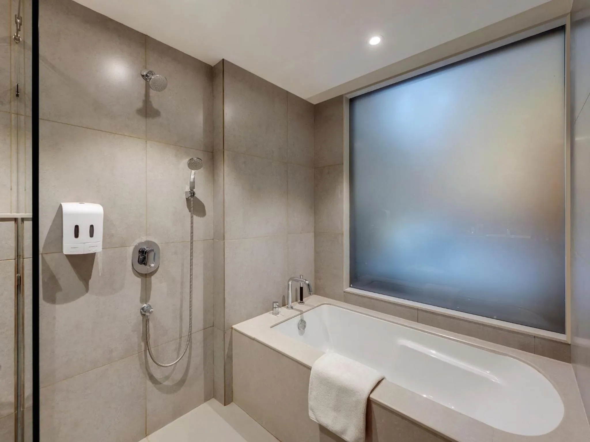Bathroom in Amarpreet, Chhatrapati Sambhajinagar - AM Hotel Kollection