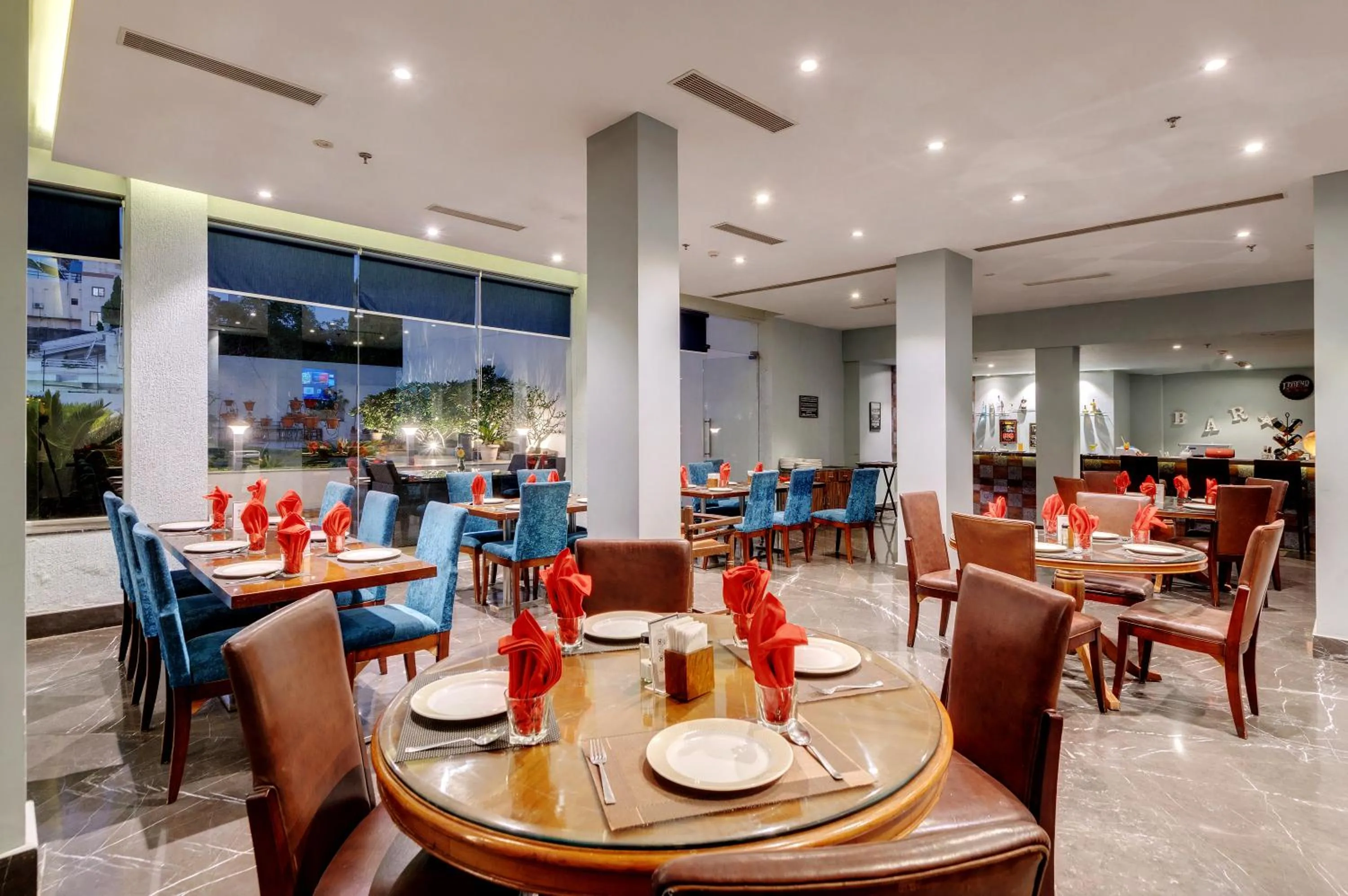 Lounge or bar in Amarpreet, Chhatrapati Sambhajinagar - AM Hotel Kollection