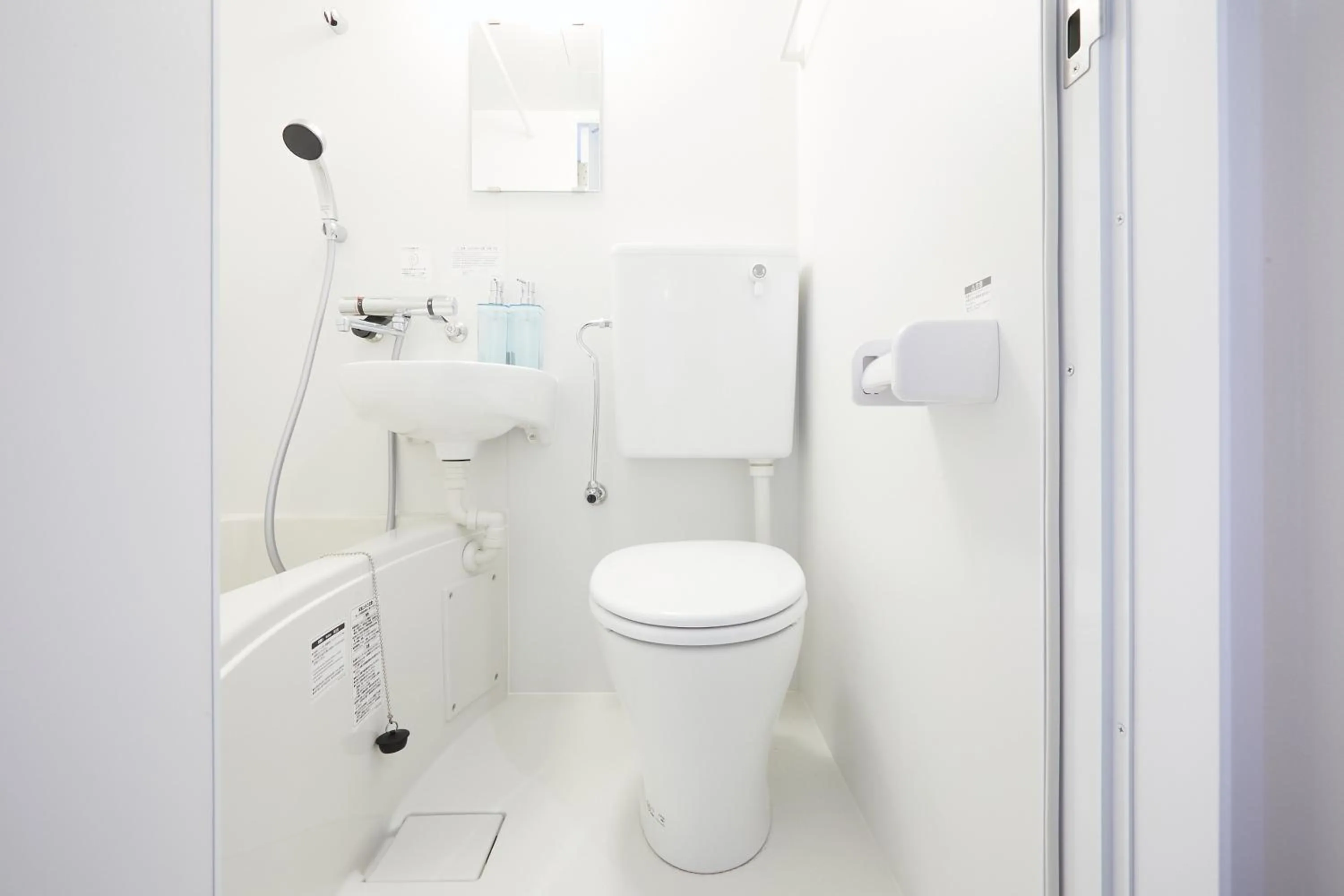 Shower in Designers Hotel Siesta